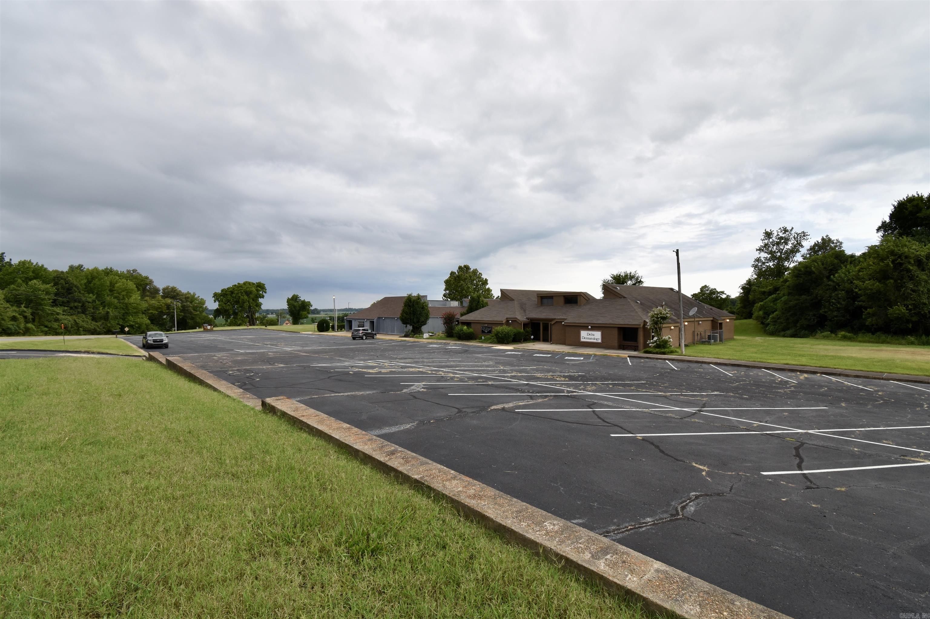 810  Newman (A)  Helena, AR
