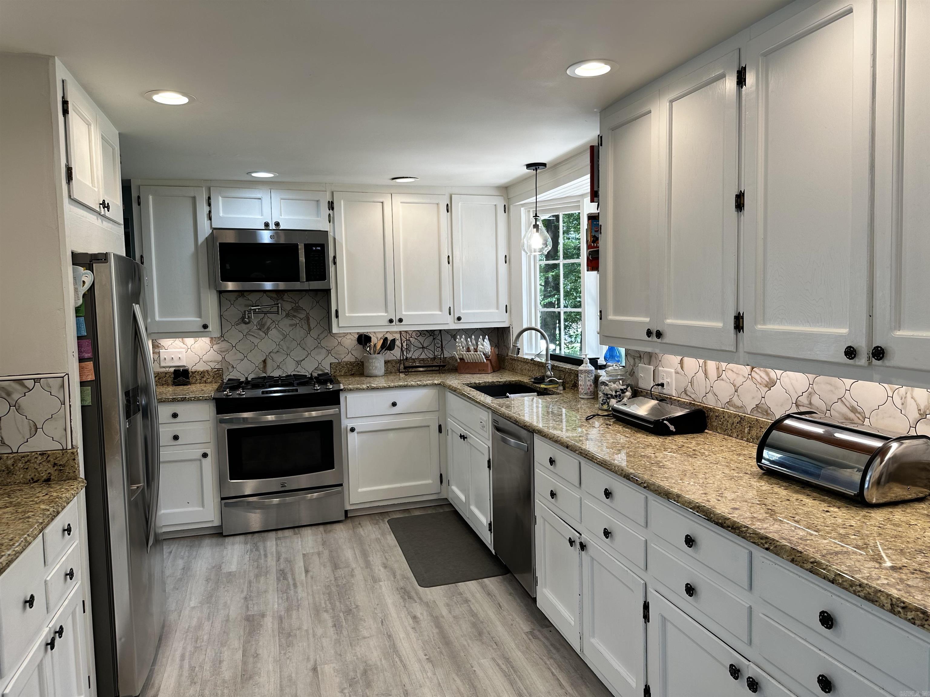 941  Highland  Magnolia, AR