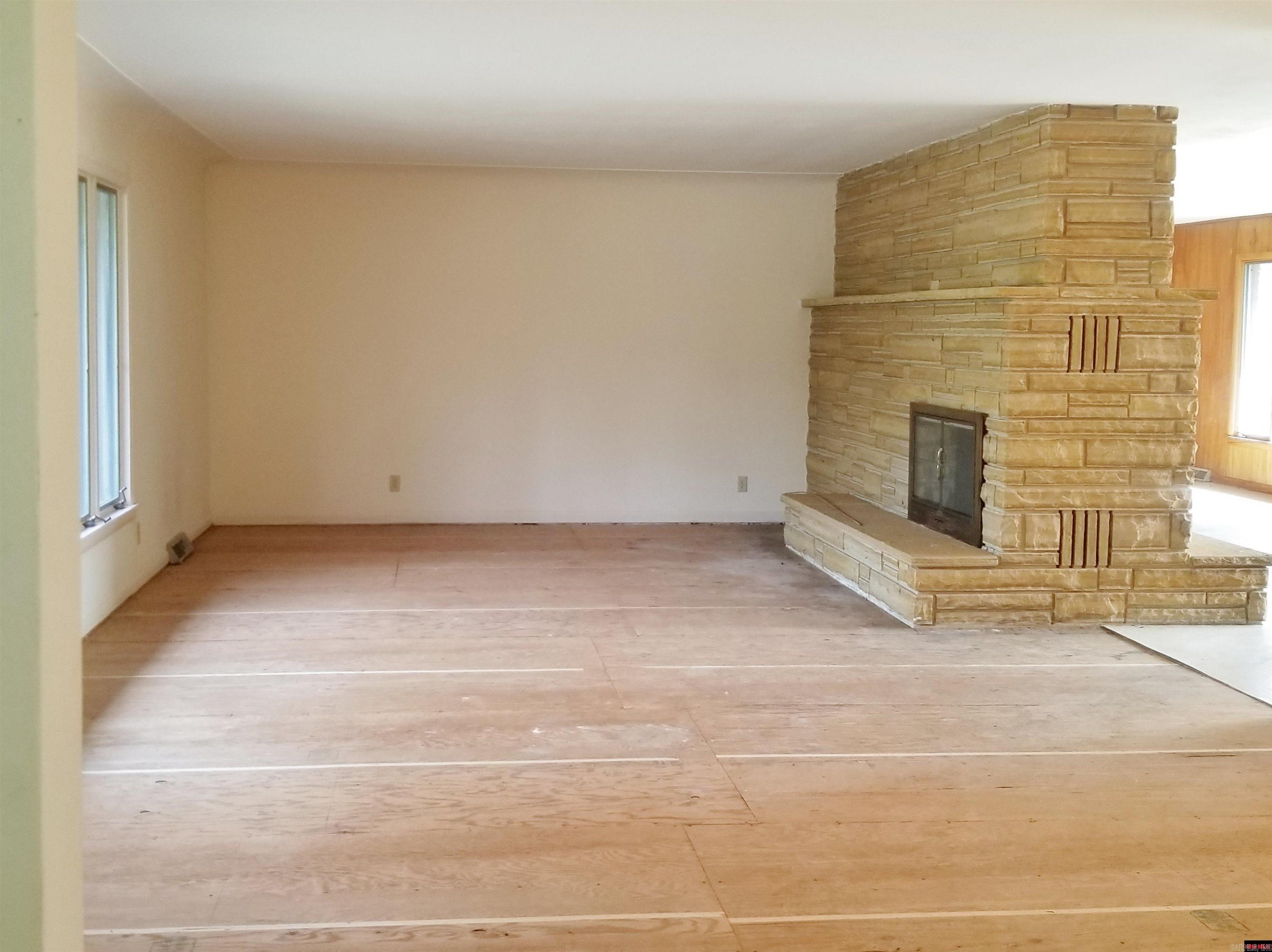 610 E 2nd Street  Mountain Home, AR