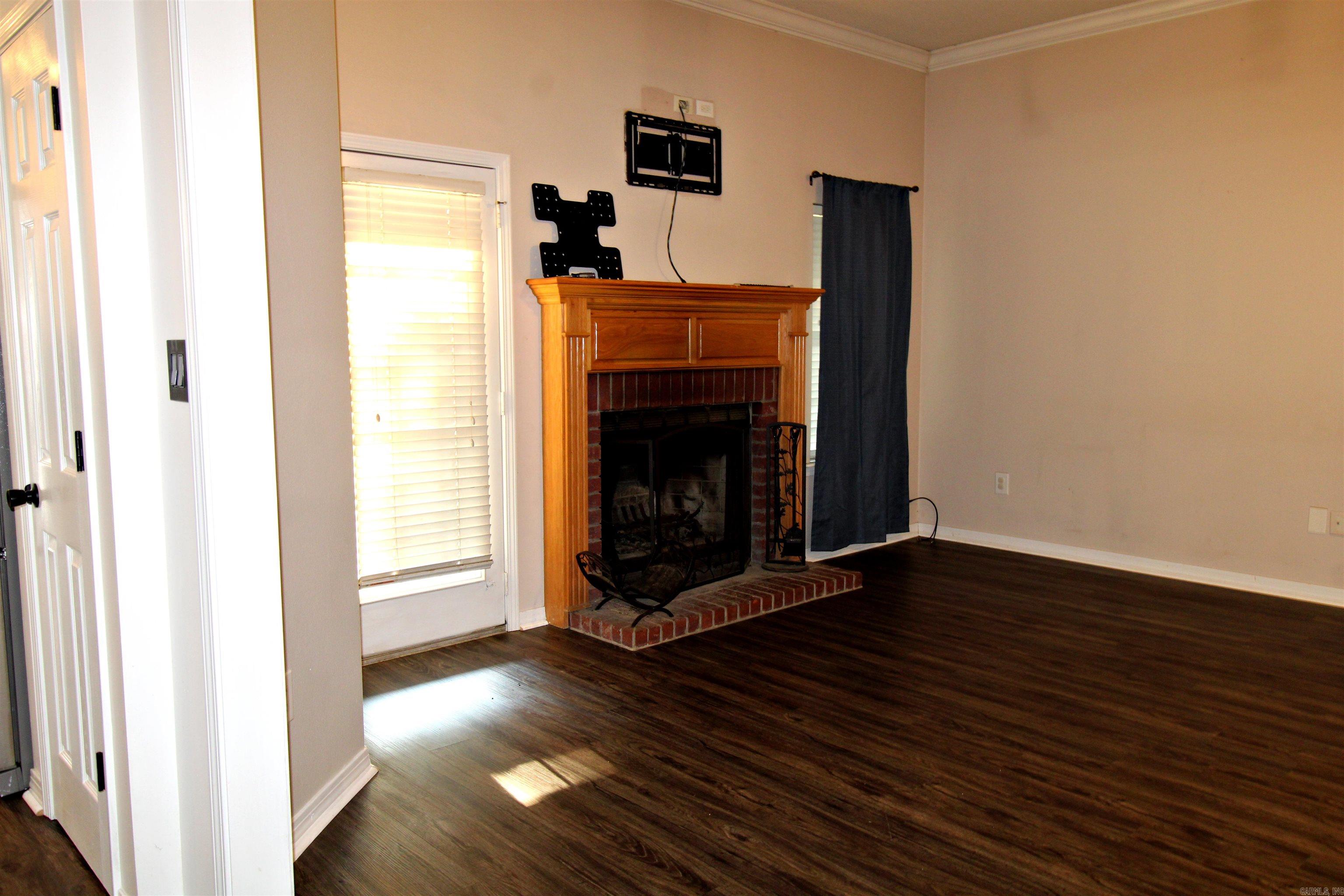 75 Crystal Cove Road Arkadelphia, AR 71923