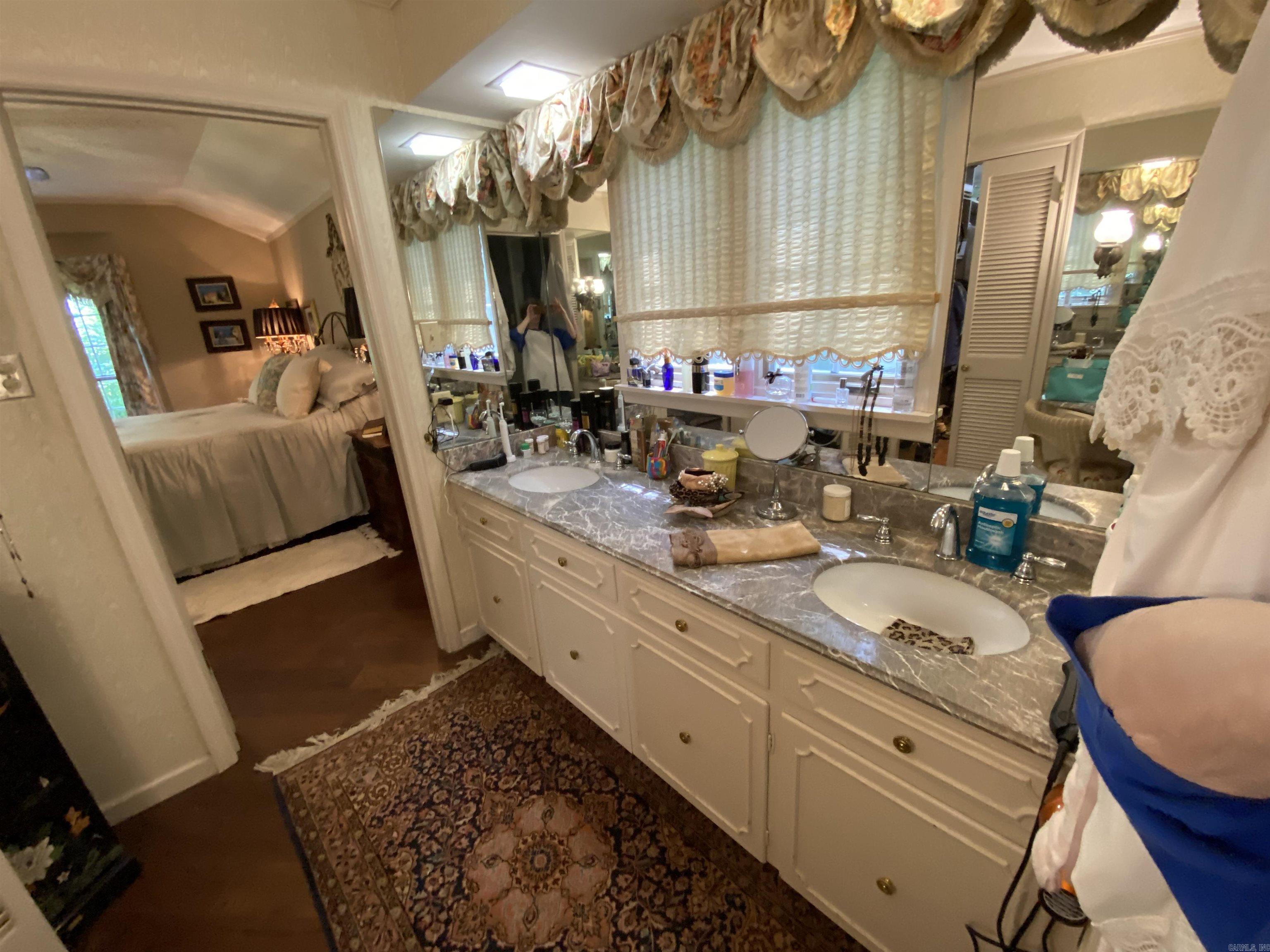 400  Neill Road  Helena, AR