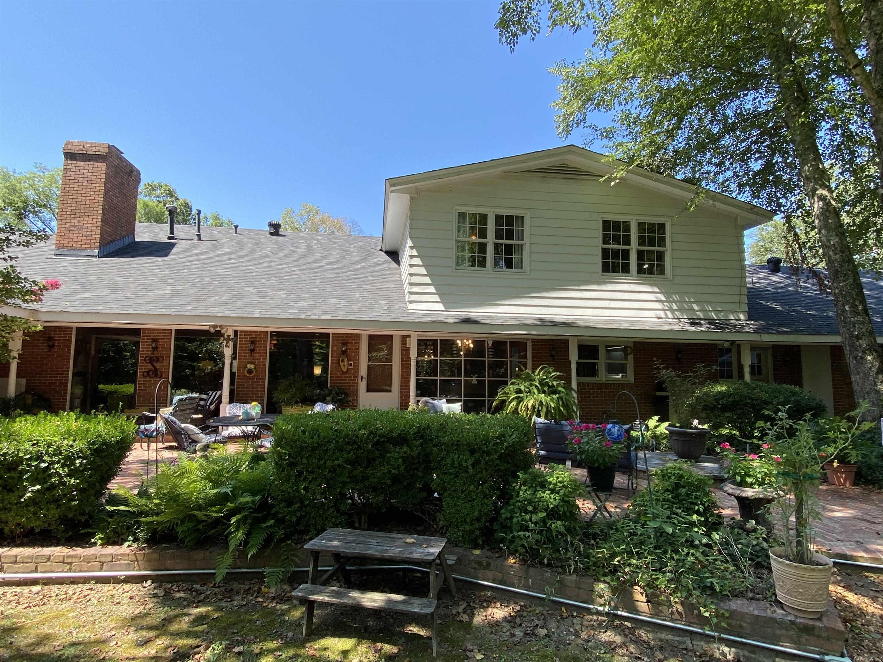 400  Neill Road  Helena, AR