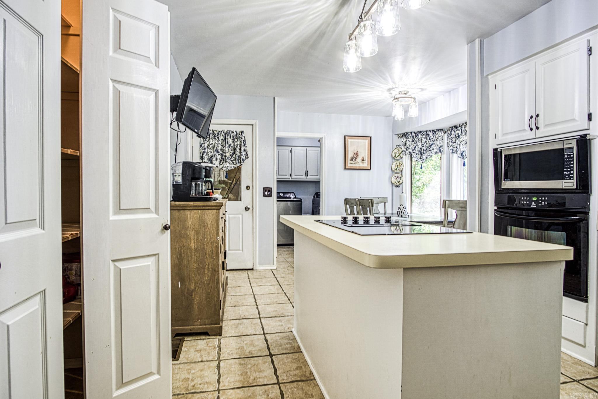 7 Mota Lane Hot Springs Village, AR 71909