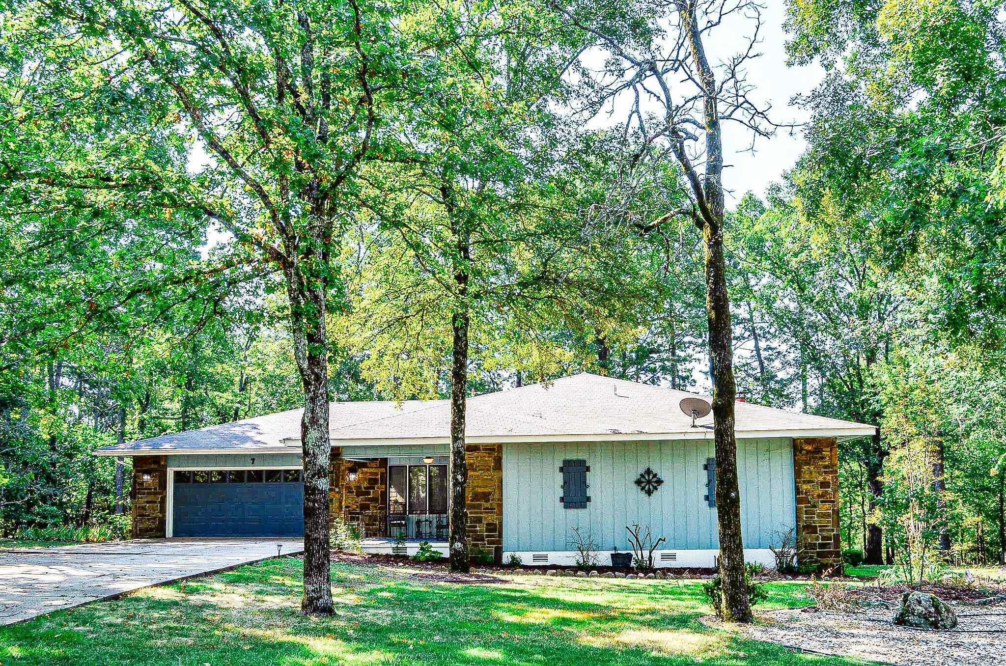 7 Mota Lane Hot Springs Village, AR 71909