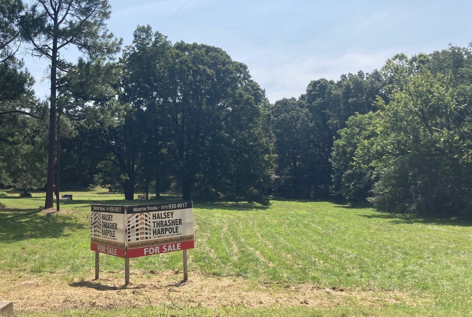 960 N Caraway  Jonesboro, AR