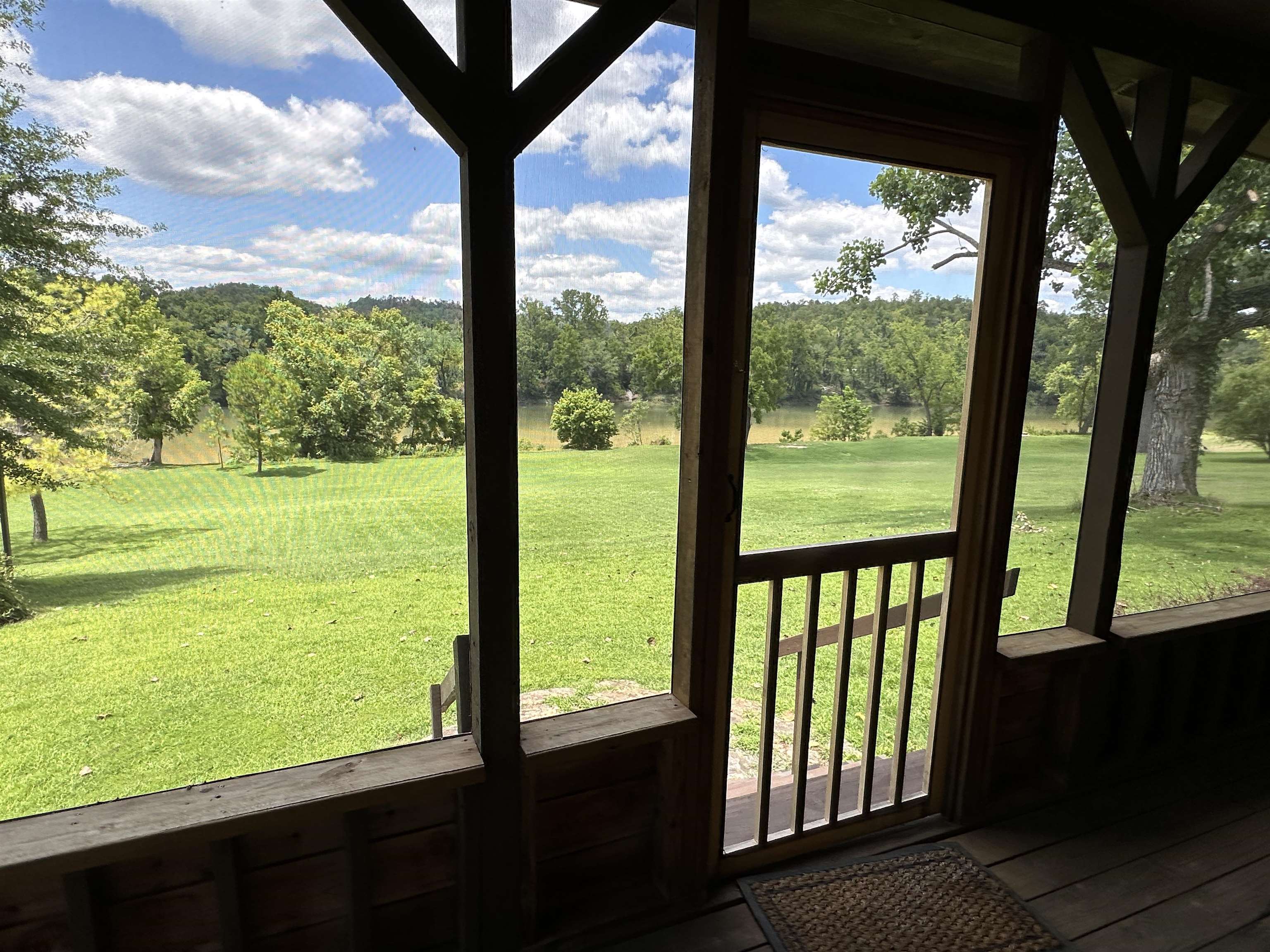 146 Shipps Landing Court Norfork, AR 72658