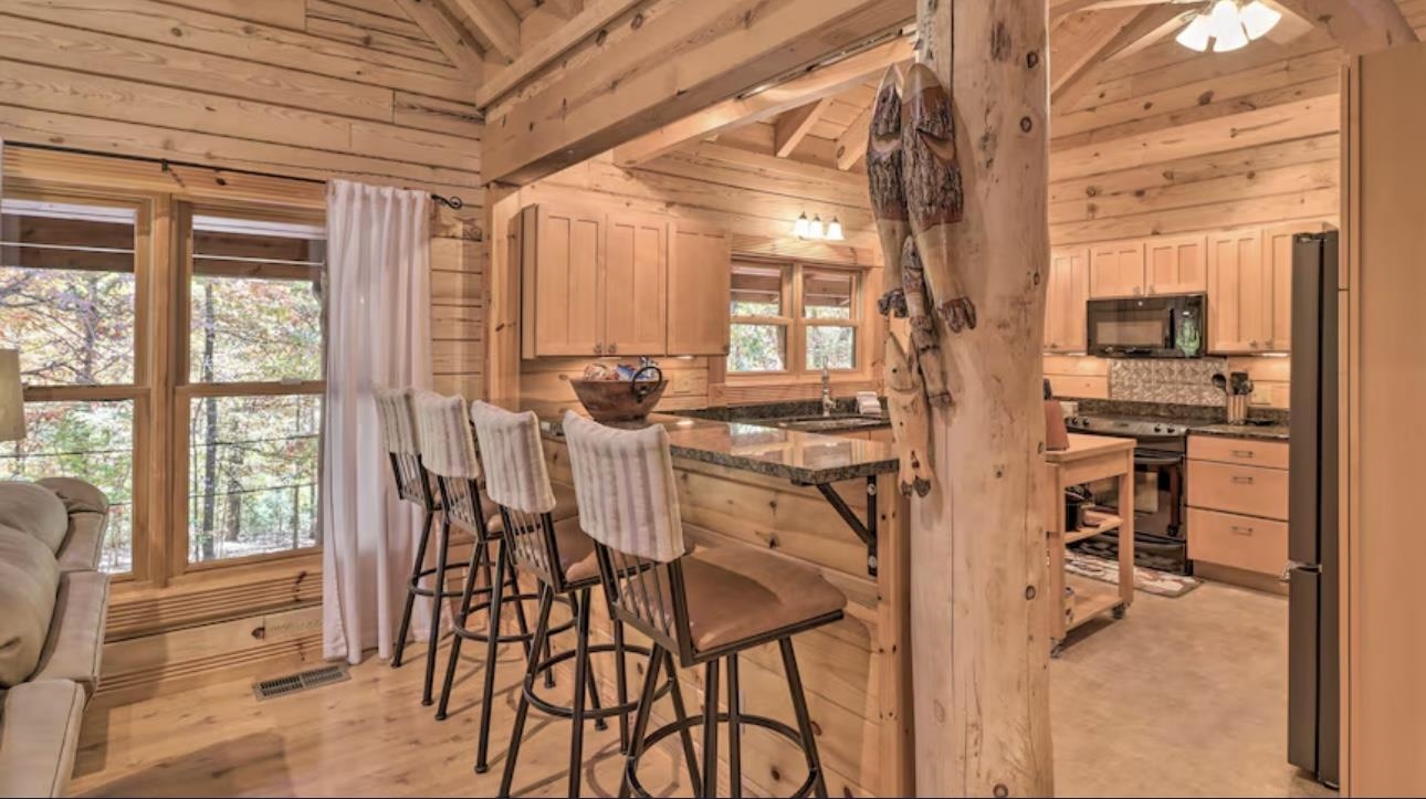 278  Ironsides Drive  Mountain Home, AR