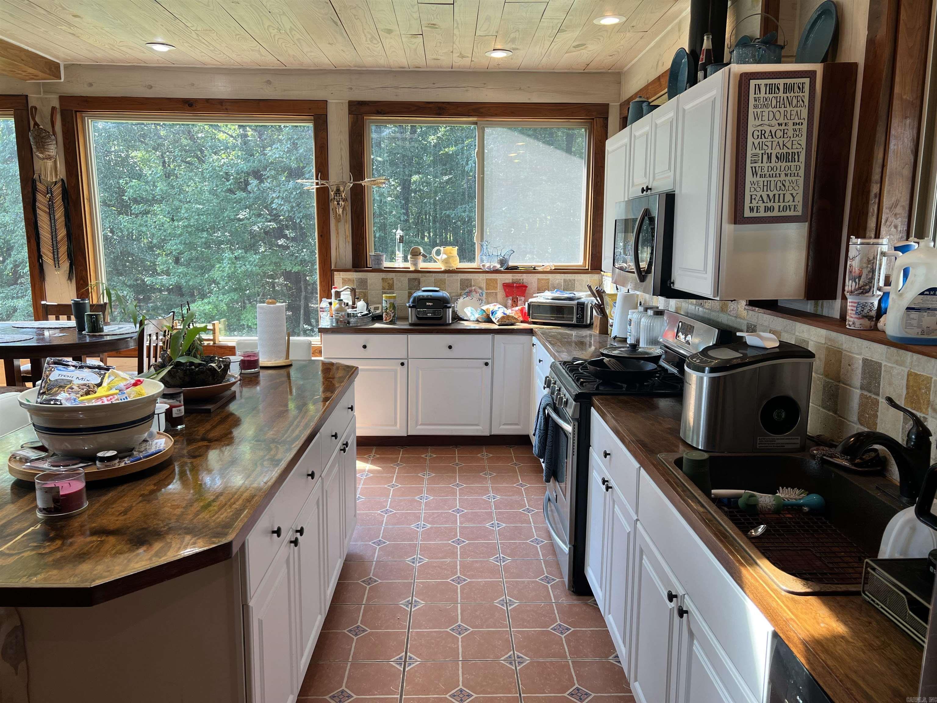 6135  NC 8675  Jasper, AR