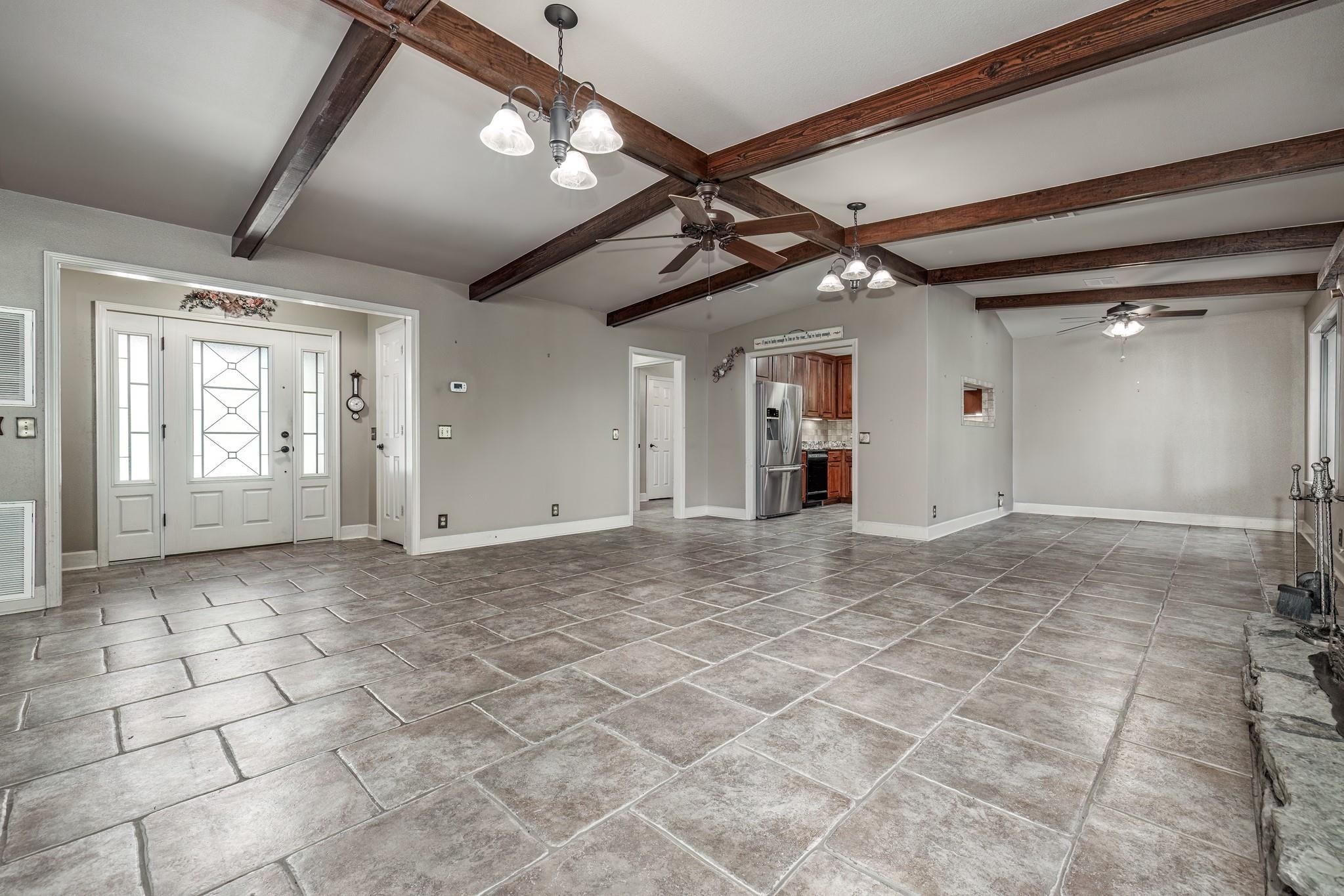 979  Hayden Heights  Mountain View, AR