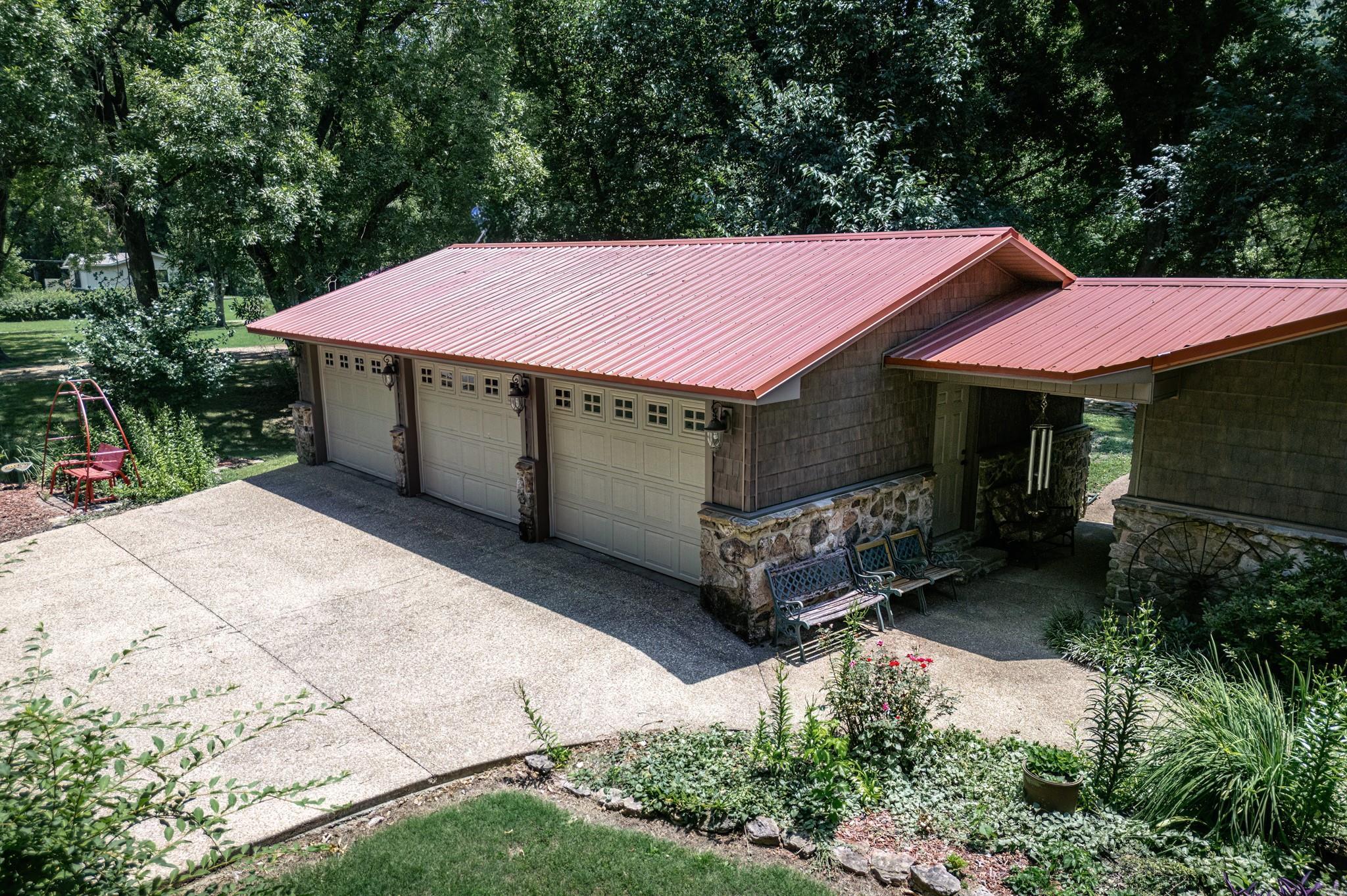 979  Hayden Heights  Mountain View, AR