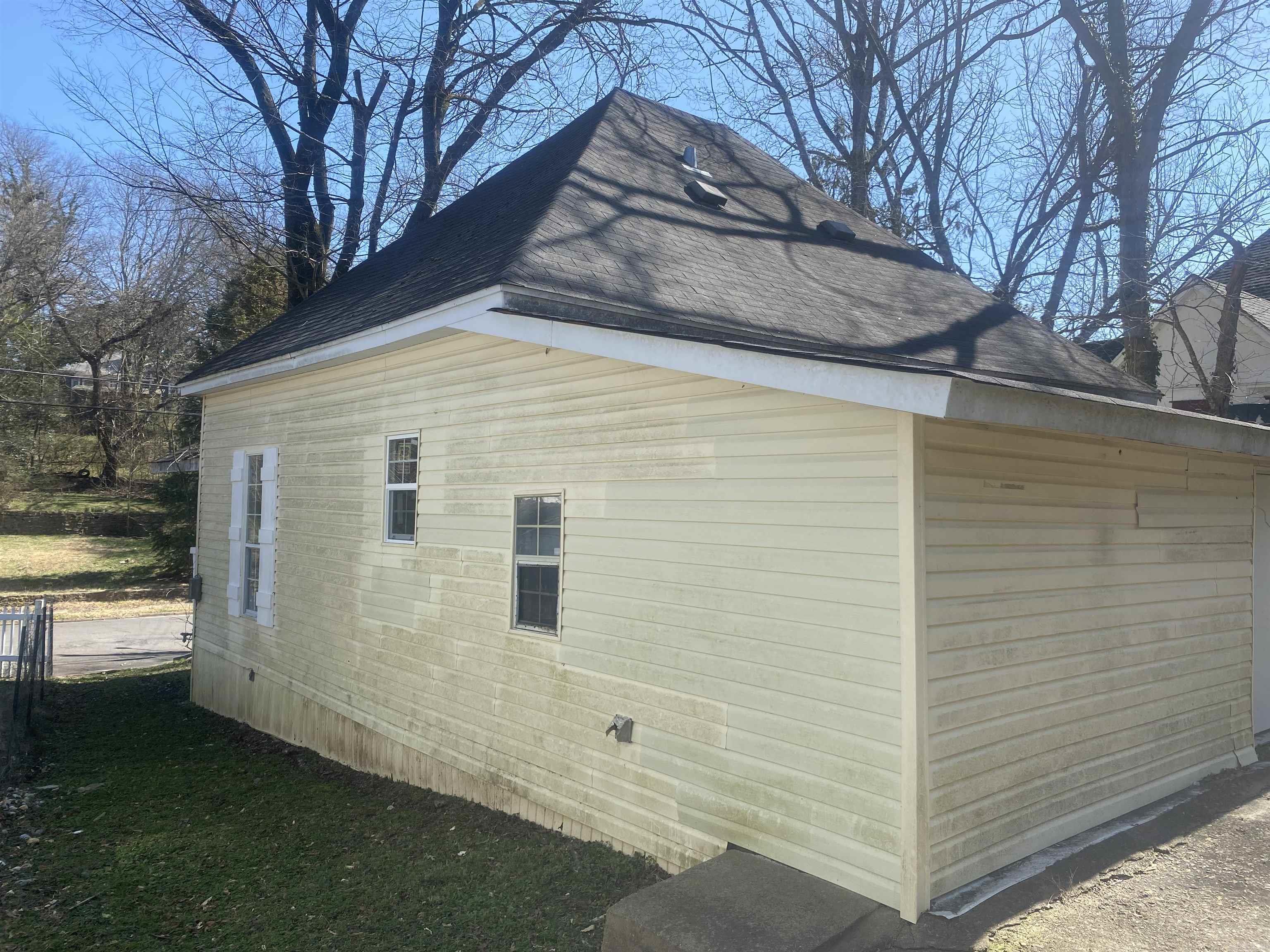 303  Bower  Hot Springs, AR