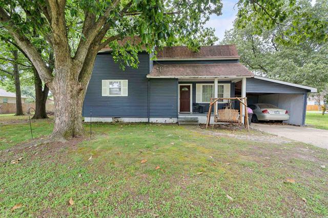 217  Forrest  Bay, AR