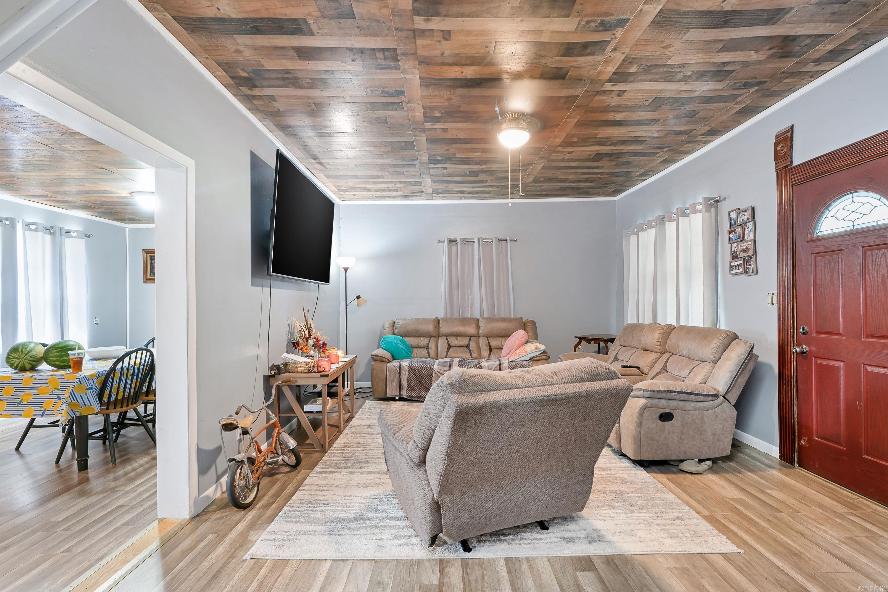 217  Forrest  Bay, AR