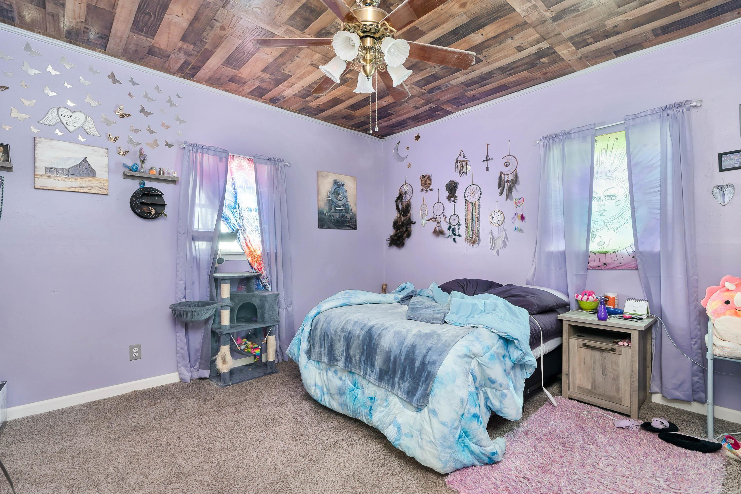 217  Forrest  Bay, AR