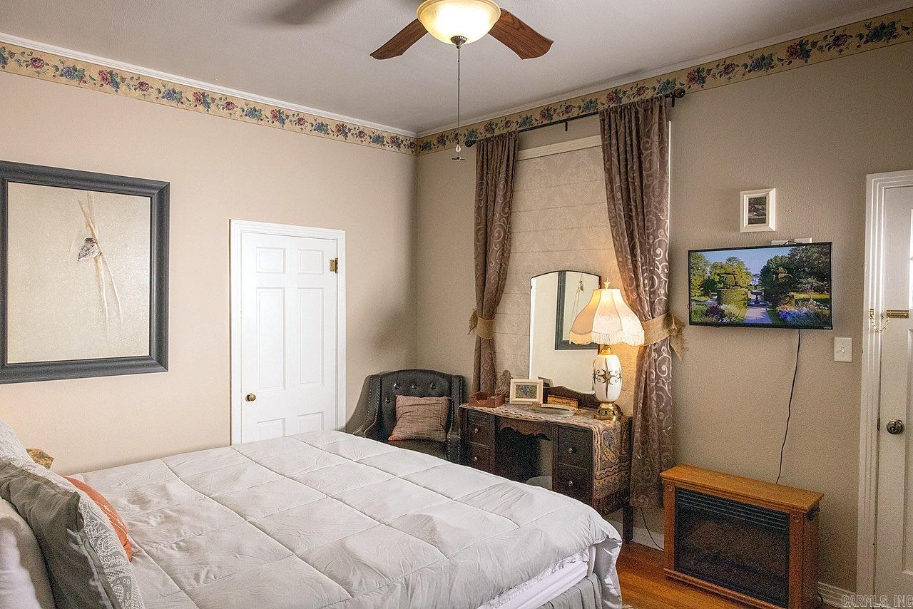 1201 S Reine  Mena, AR