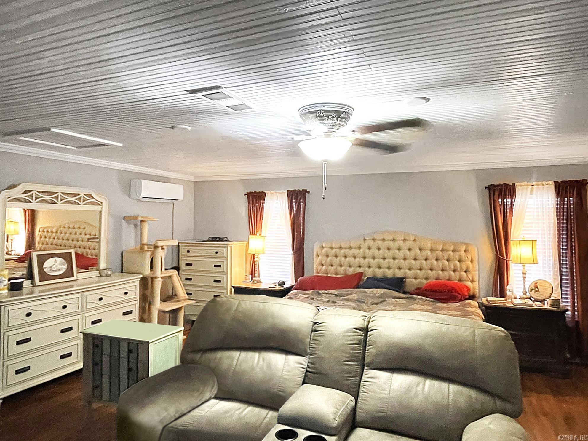 1201 S Reine  Mena, AR