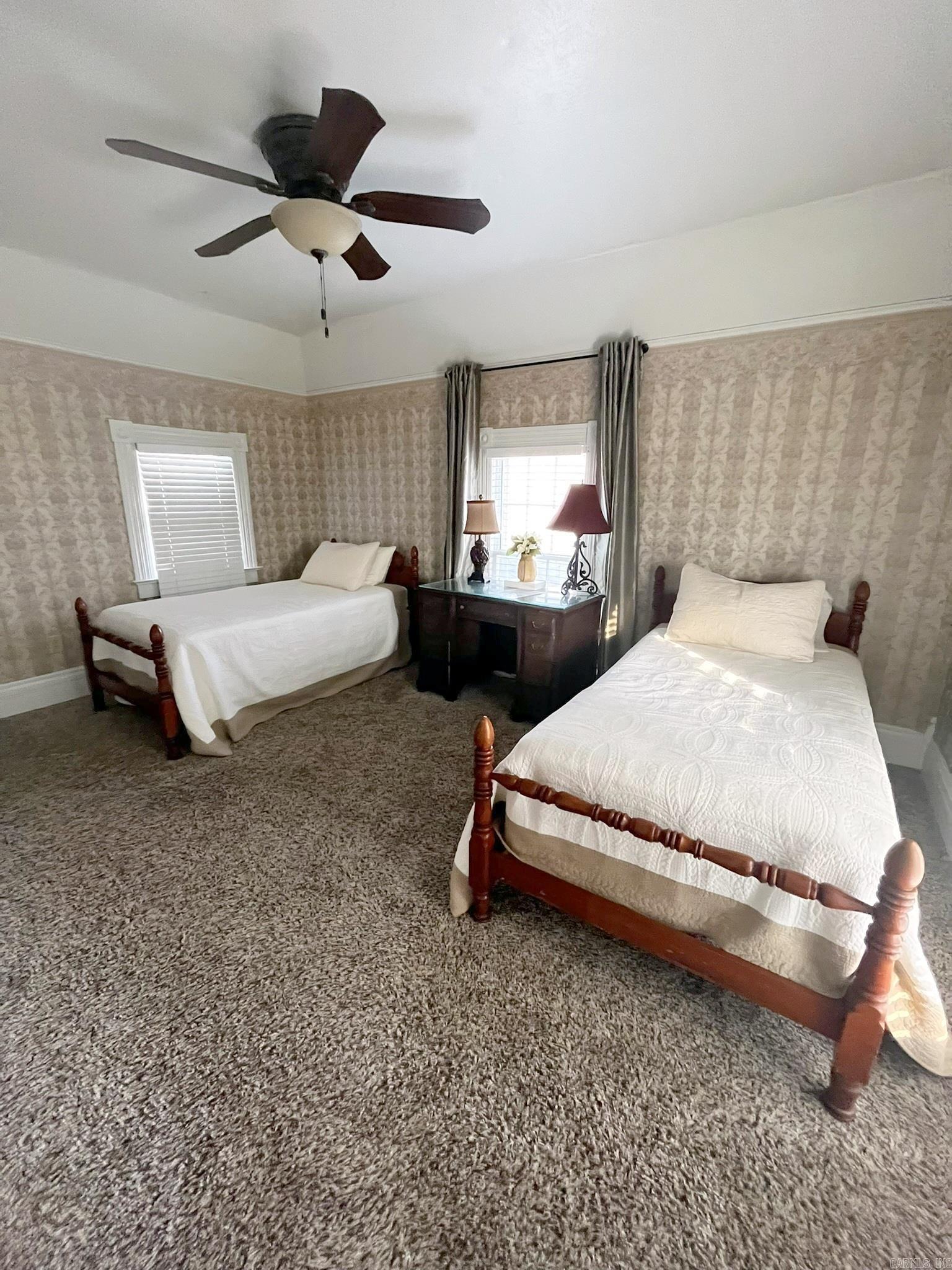1201 S Reine  Mena, AR
