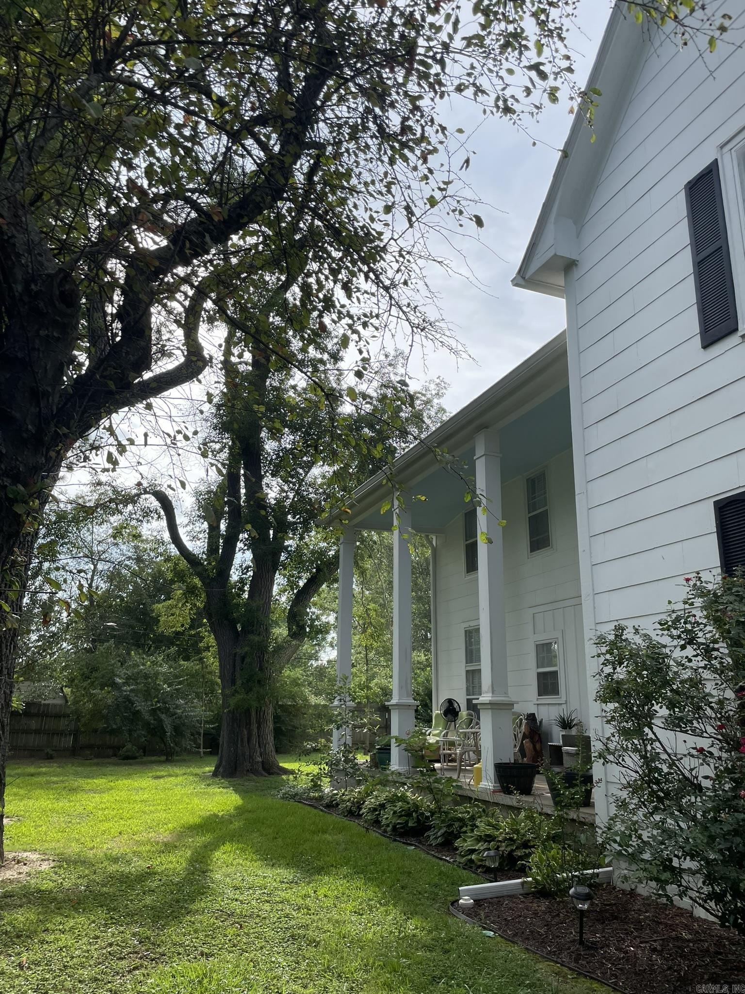 1201 S Reine  Mena, AR
