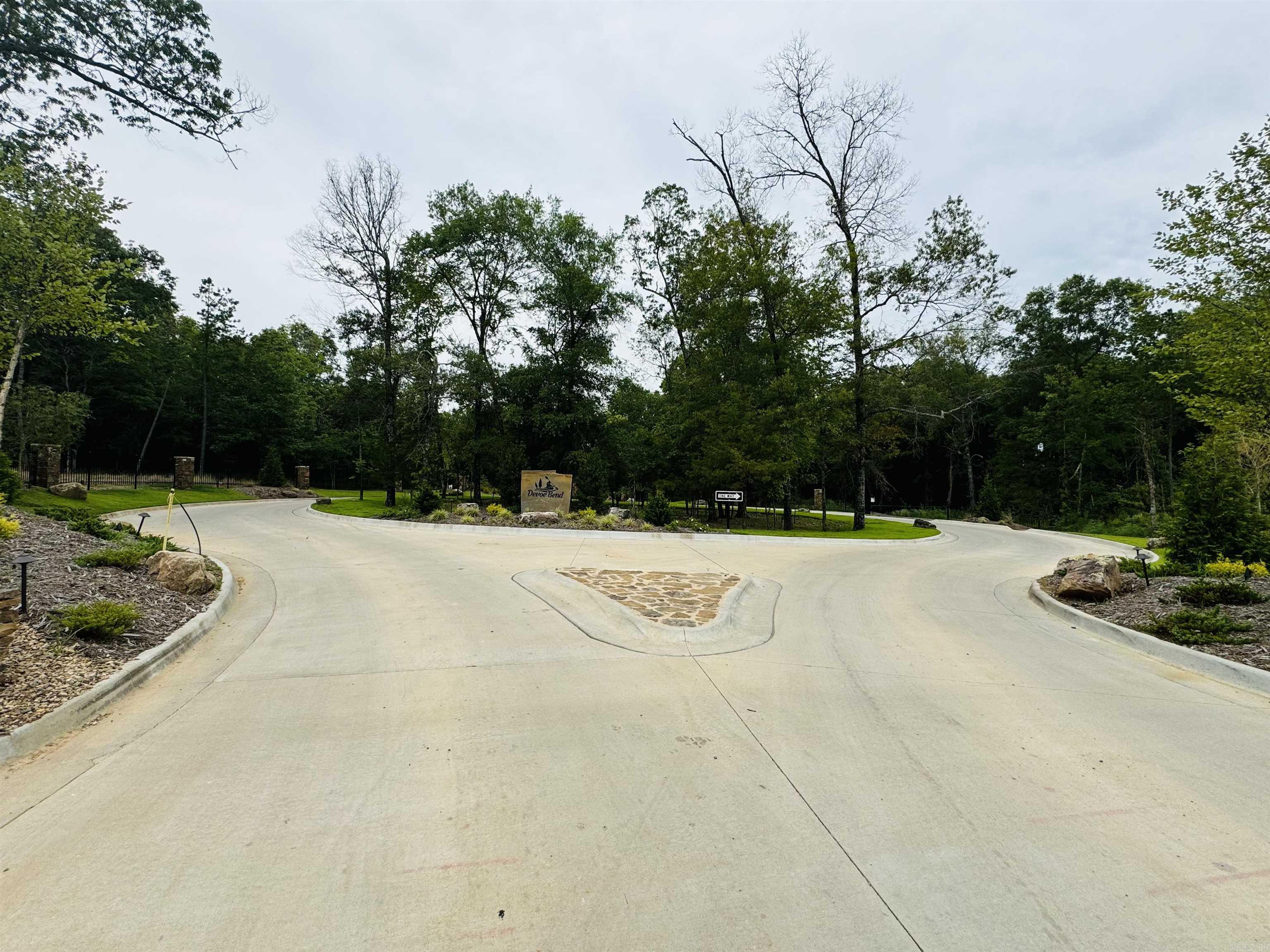 102  SHAGBARK TRAIL  Maumelle, AR