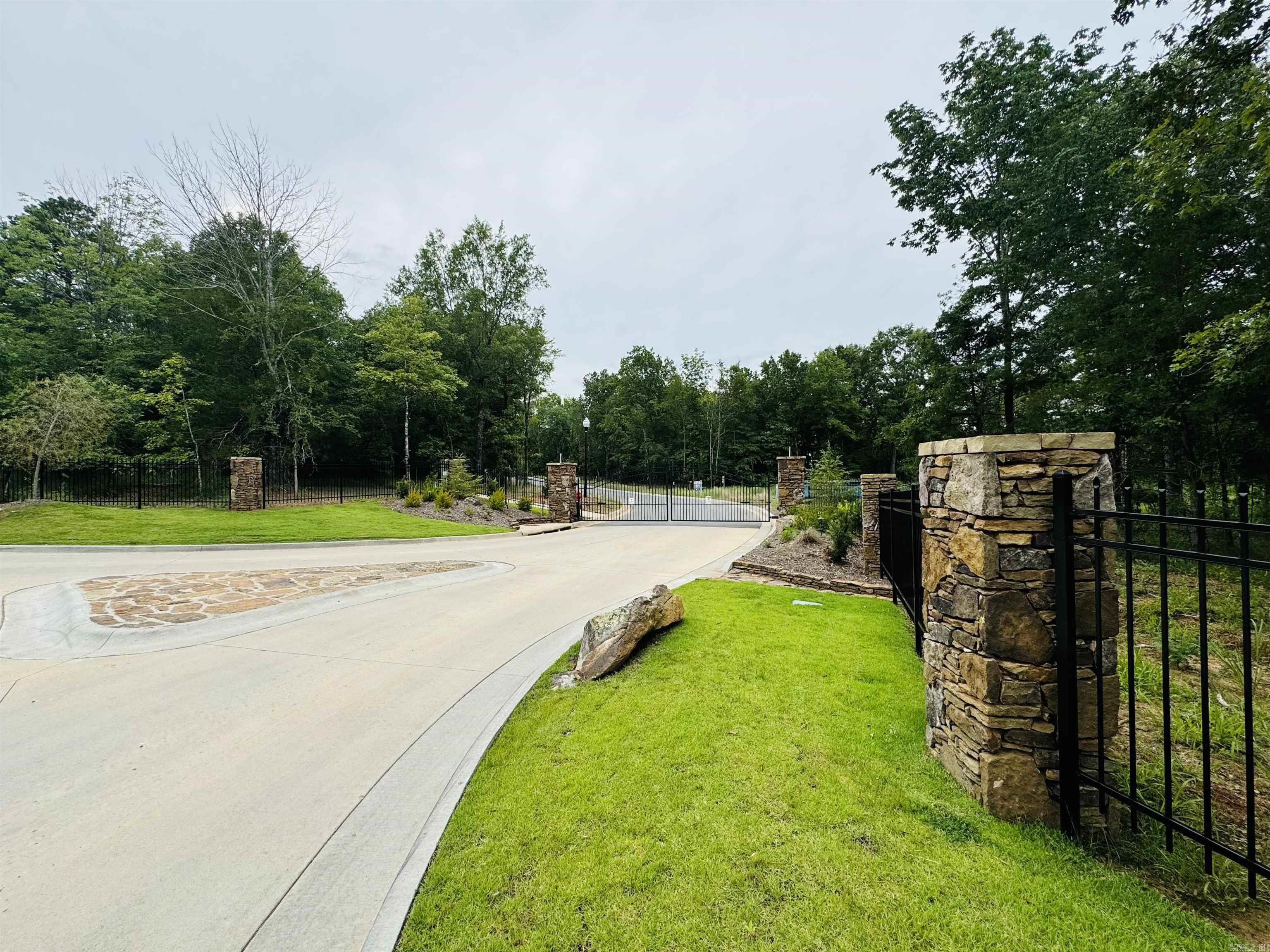 210  SHAGBARK TRAIL  Maumelle, AR