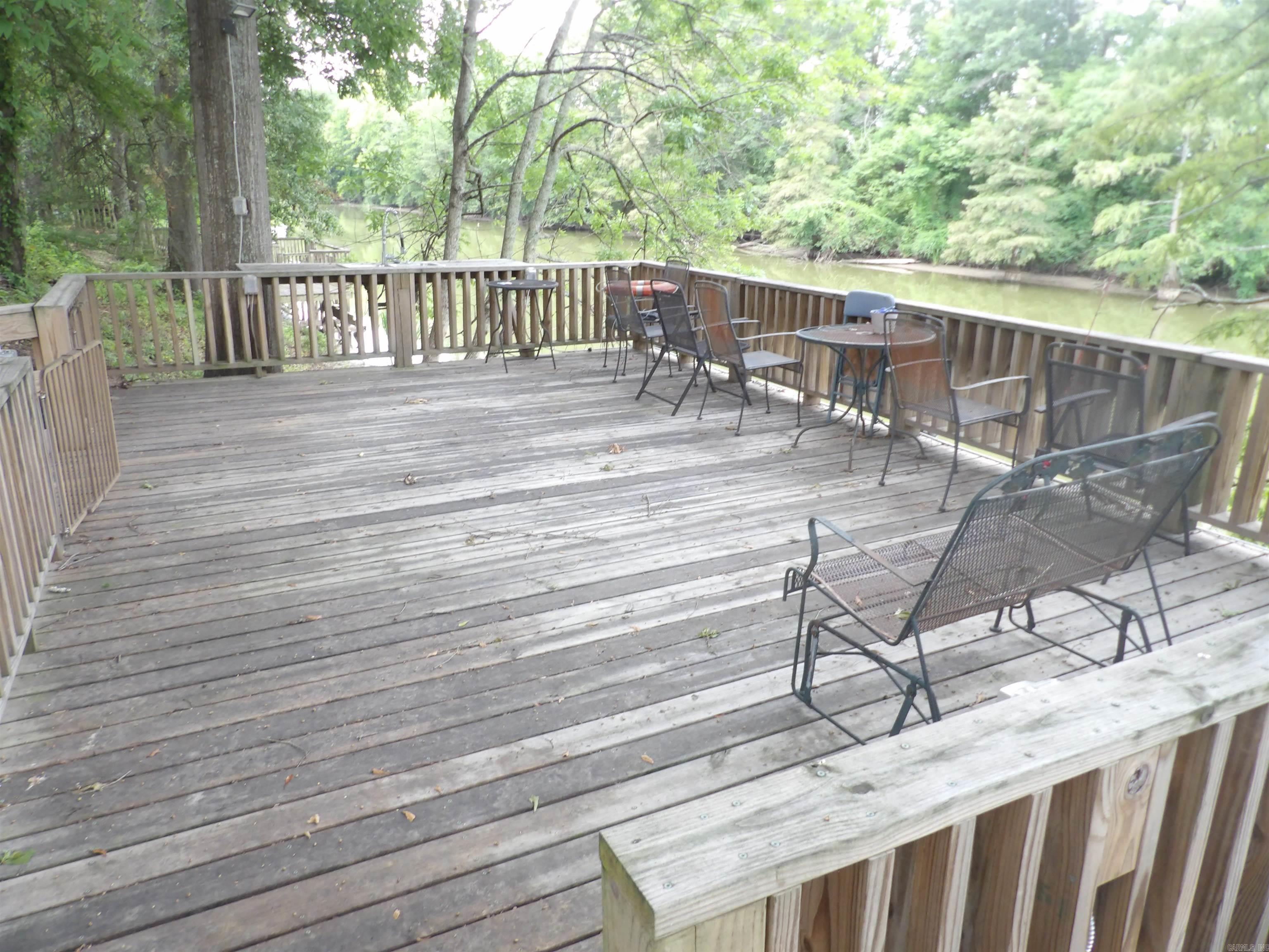 188  Bayou Drive North  Lake Village, AR
