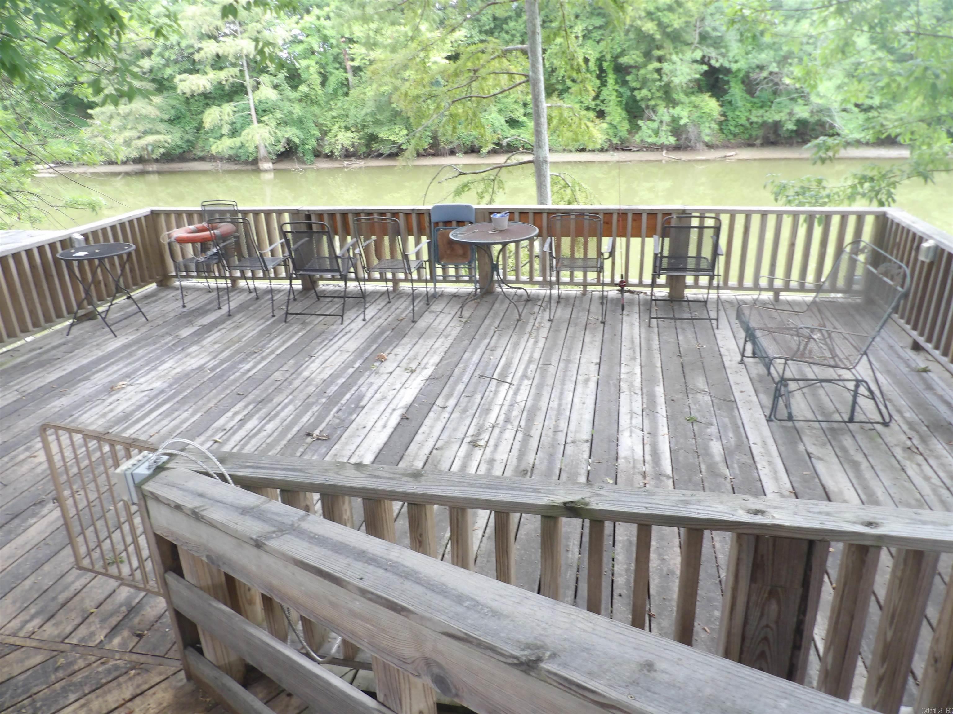 188  Bayou Drive North  Lake Village, AR