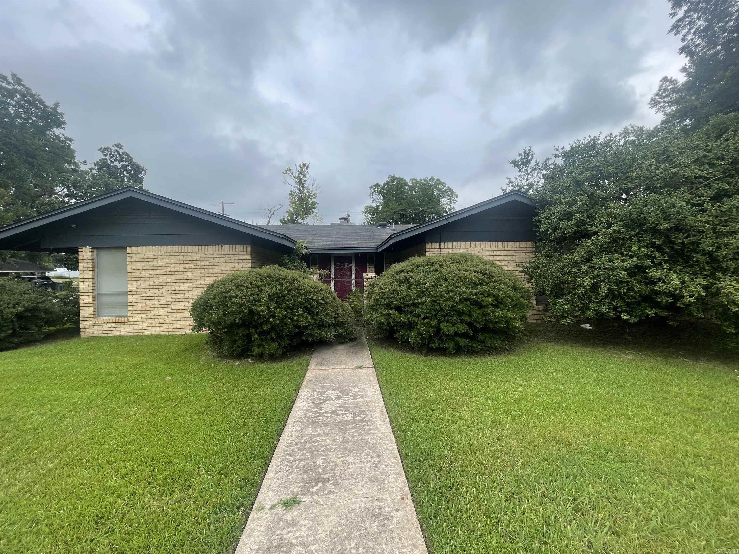 304  Star  Gould, AR