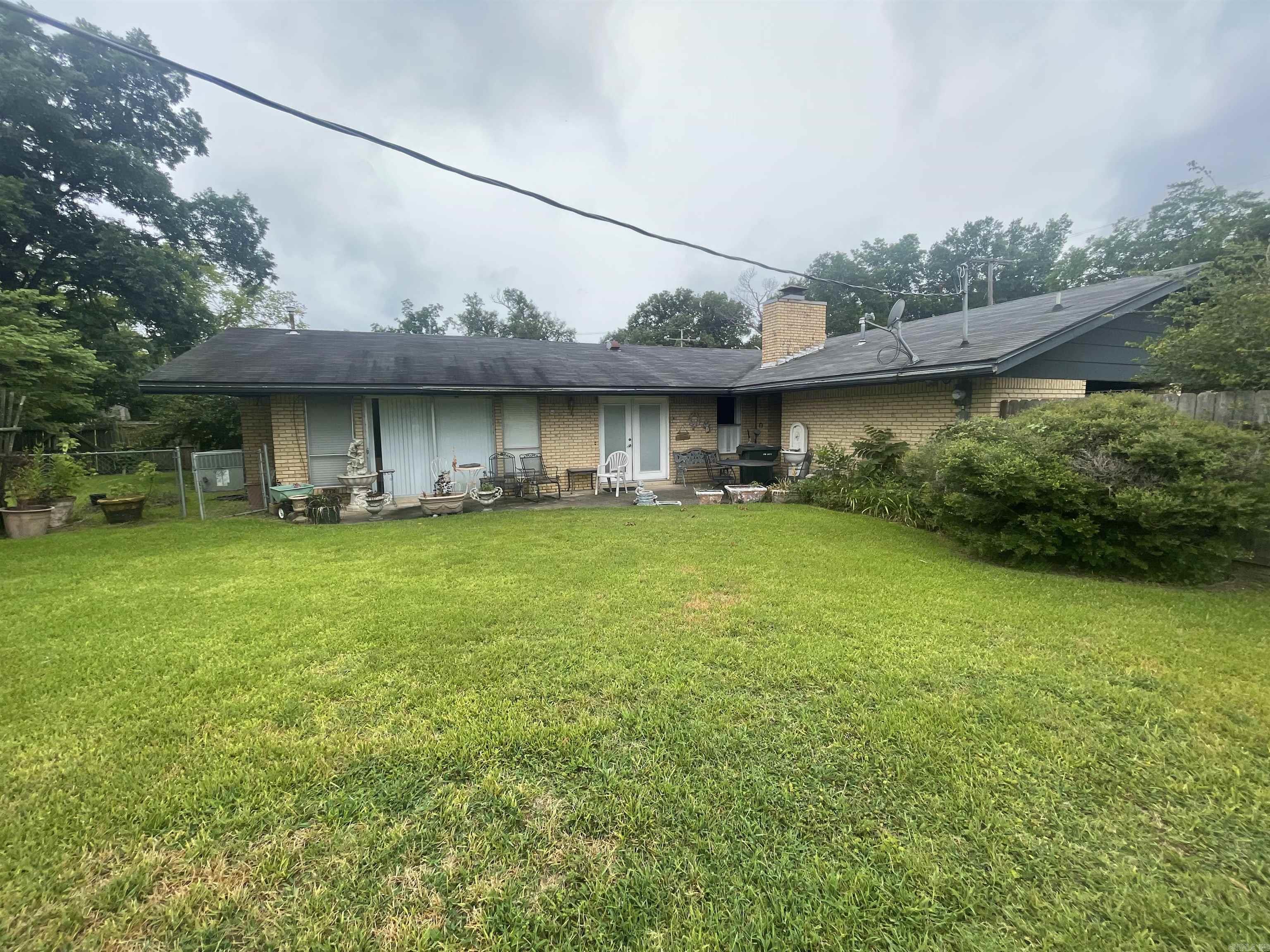 304  Star  Gould, AR