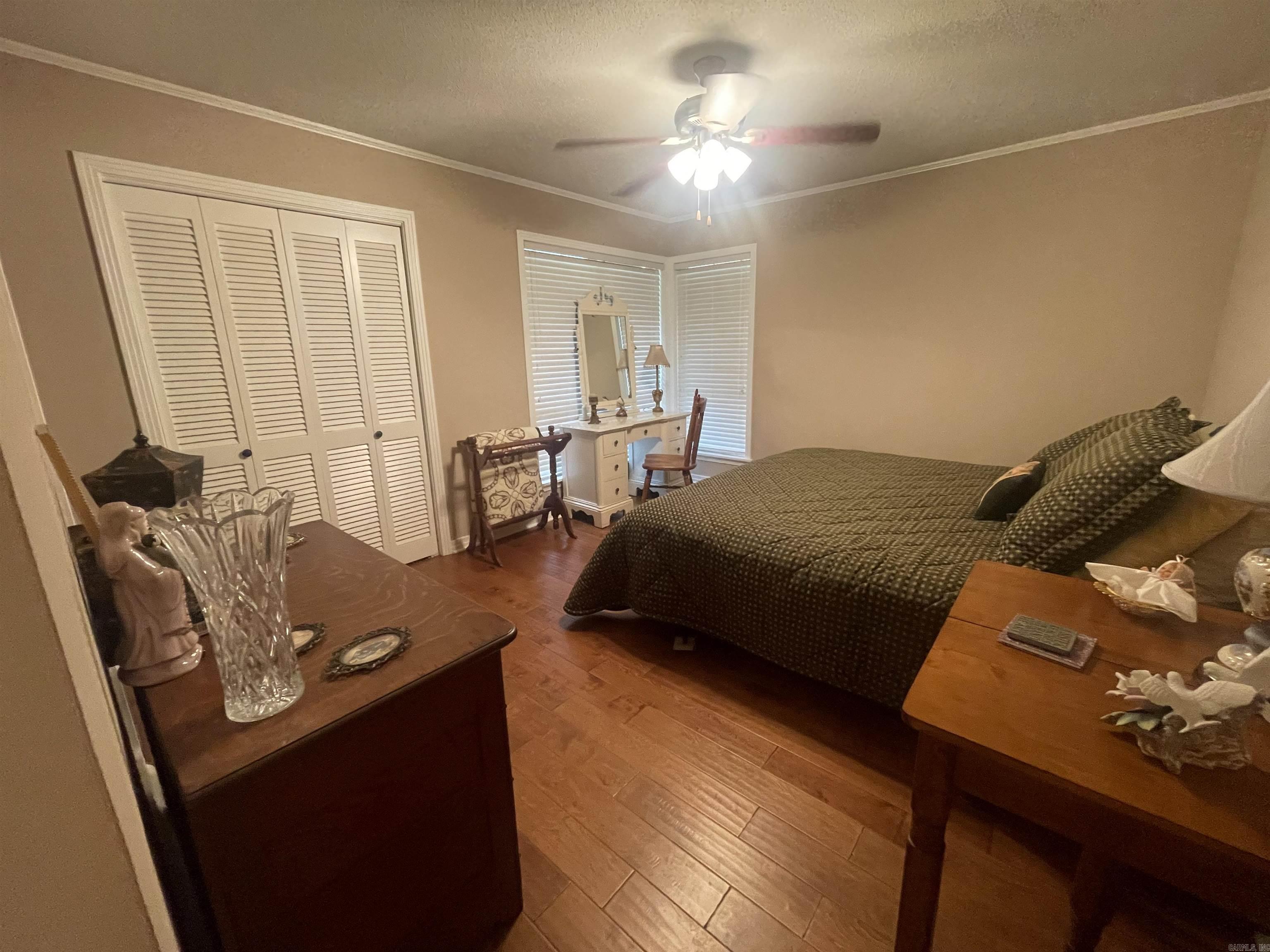 304  Star  Gould, AR