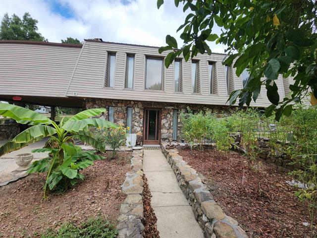 2806  Autumn Dr  Paragould, AR