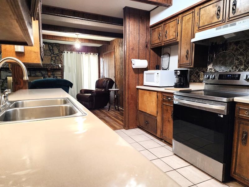 2806 Autumn Dr Paragould, AR 72450