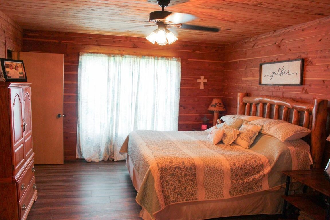 785  Strawberry River Road  Smithville, AR