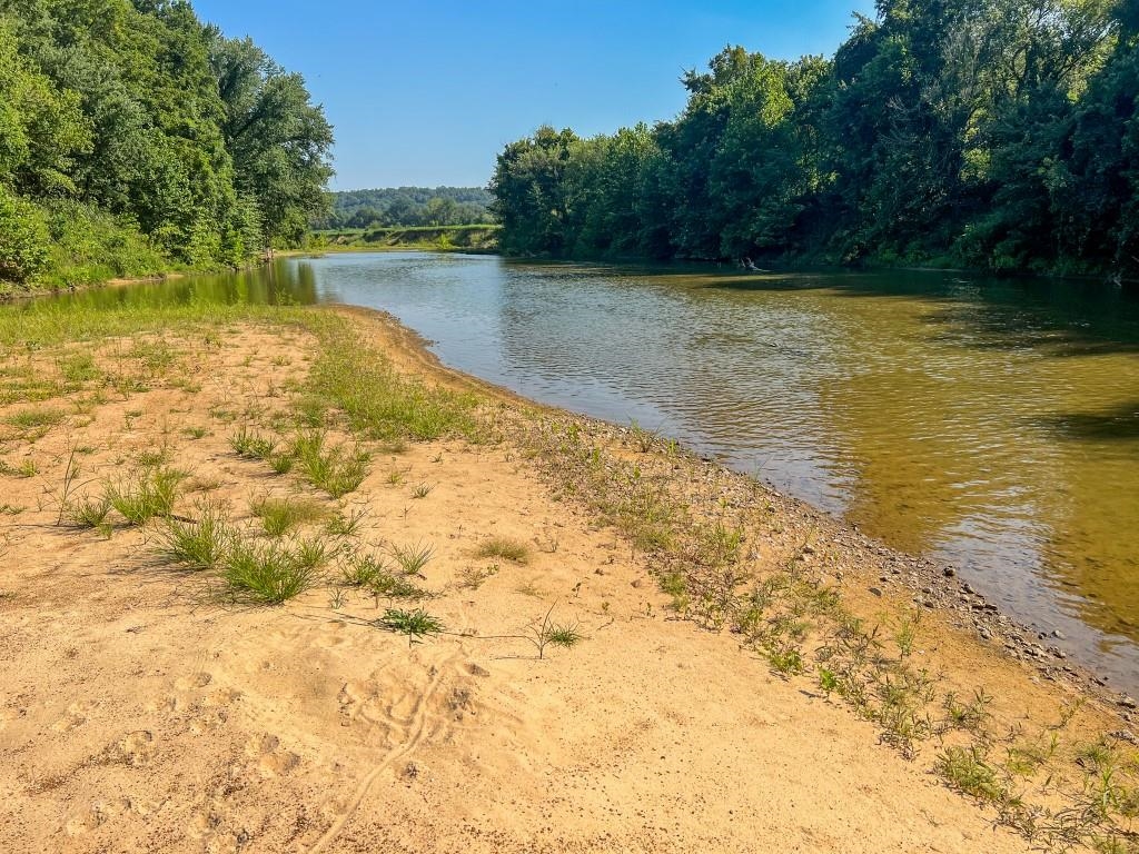 785  Strawberry River Road  Smithville, AR