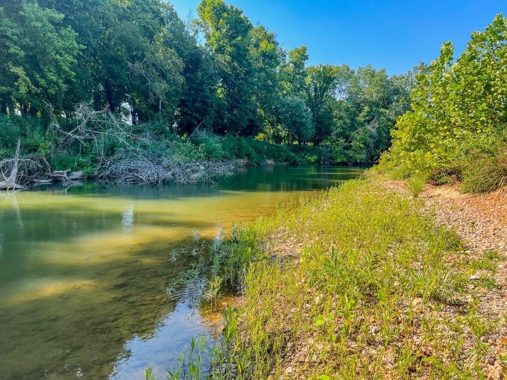 785  Strawberry River Road  Smithville, AR