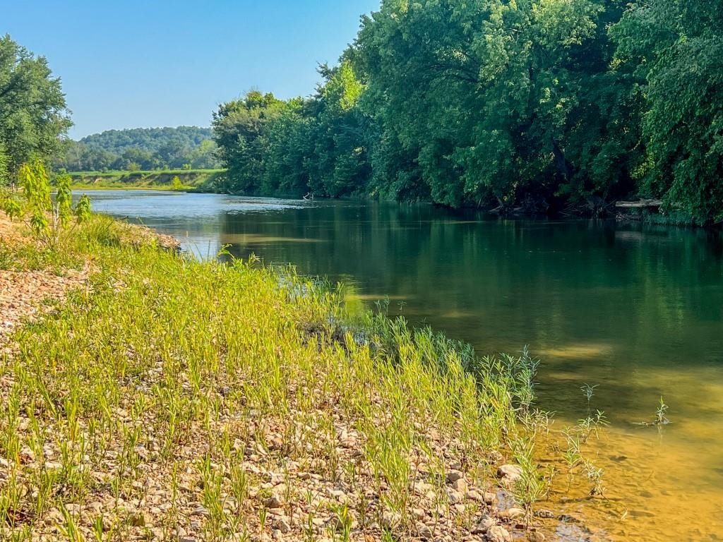 785  Strawberry River Road  Smithville, AR