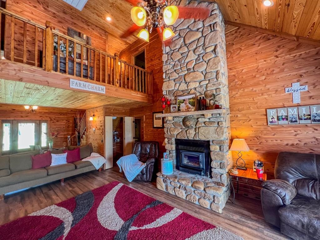 785  Strawberry River Road  Smithville, AR