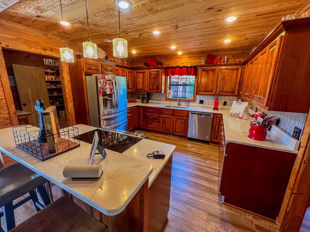 785  Strawberry River Road  Smithville, AR