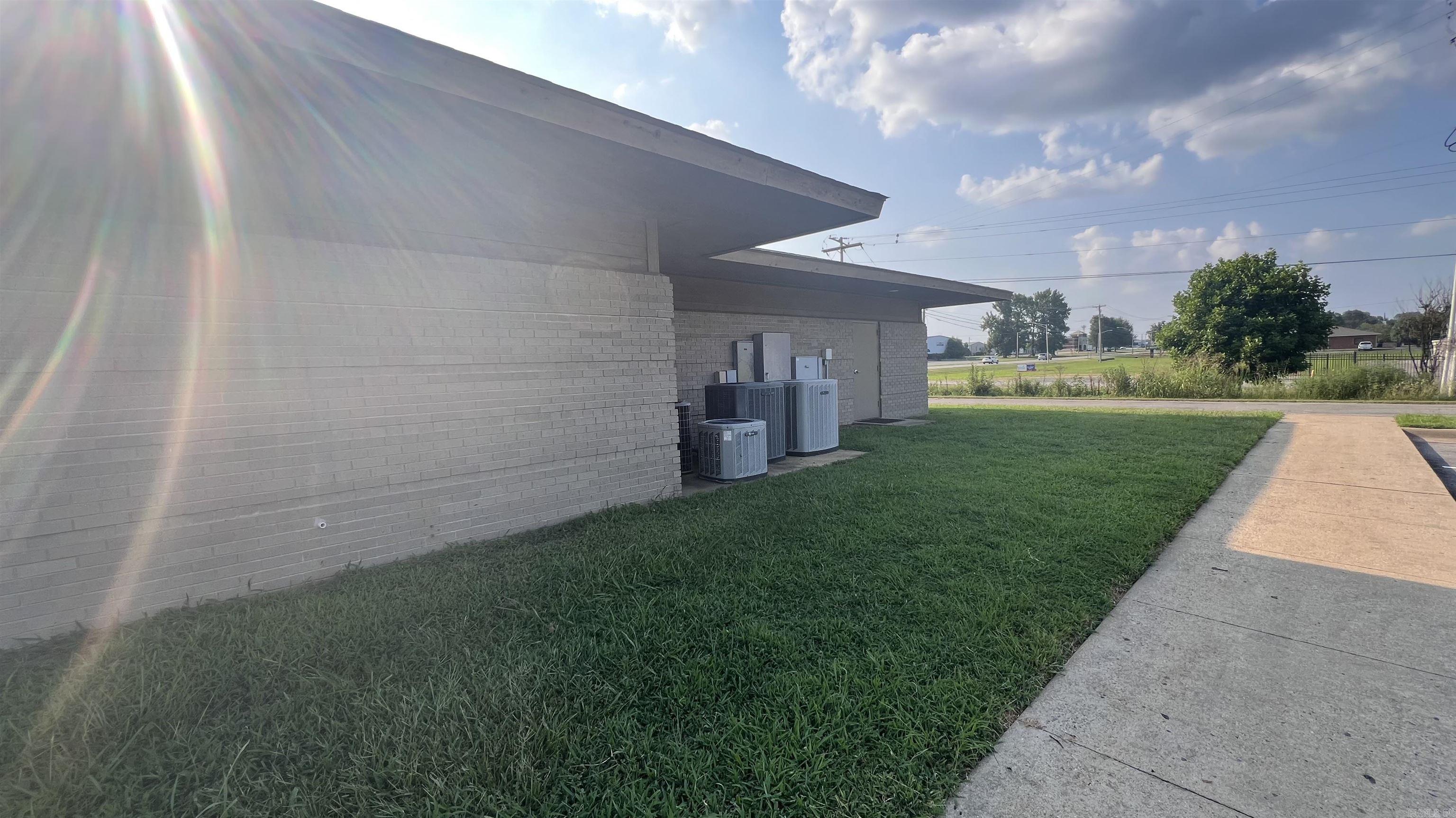 2900 S Main  Searcy, AR