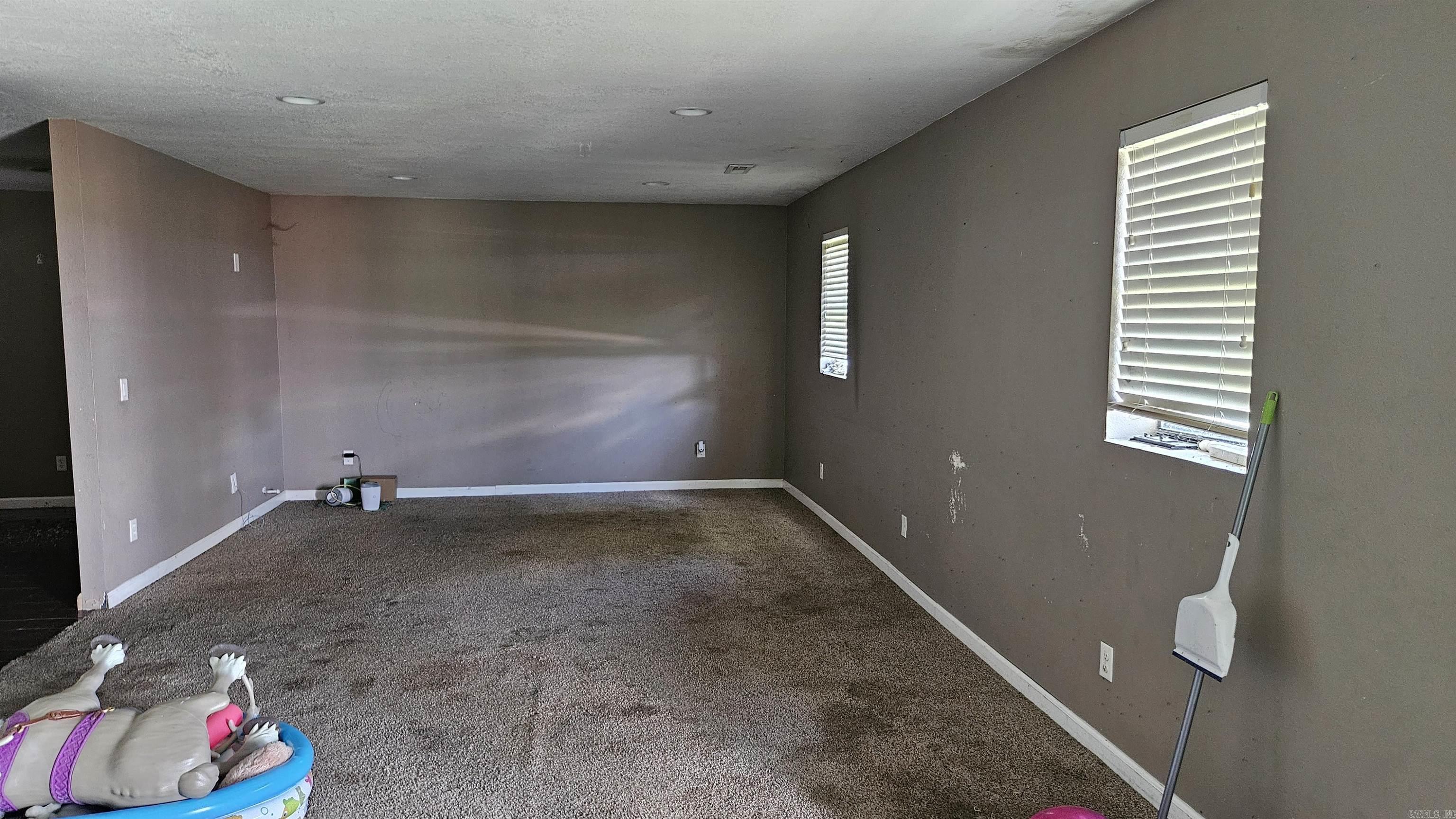 824 E 8th  Rector, AR