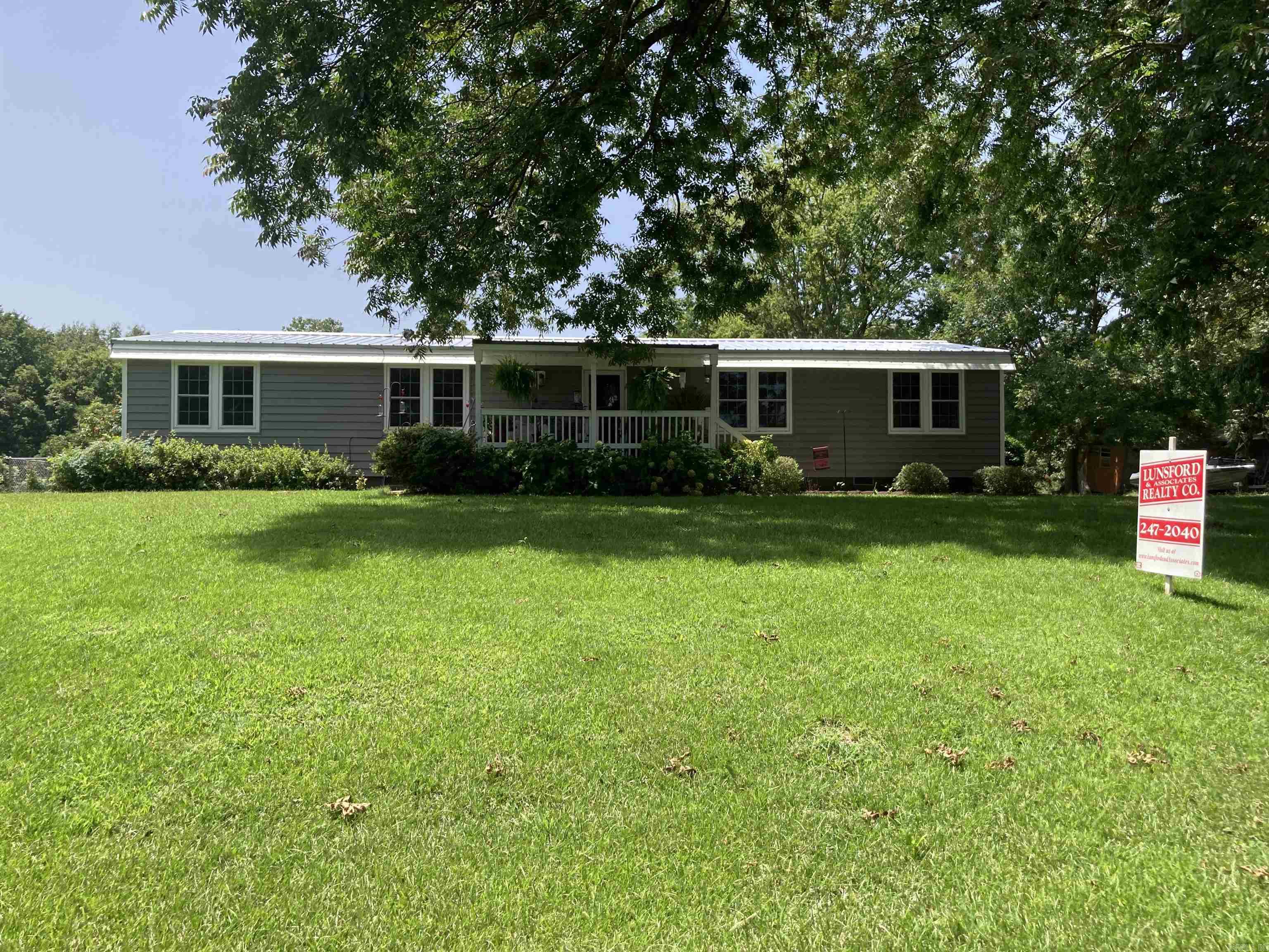 3110  Riverside  Pine Bluff, AR