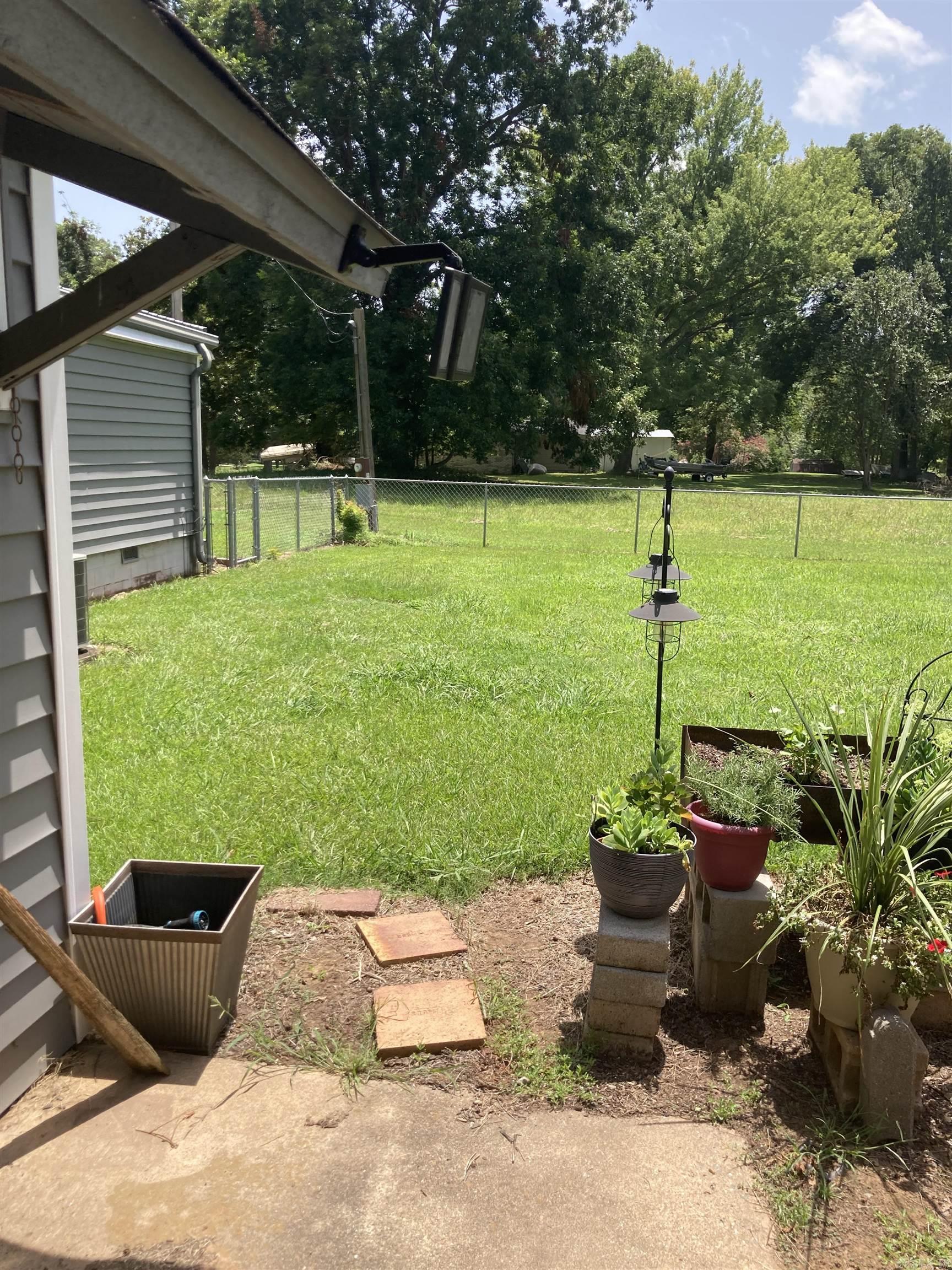3110  Riverside  Pine Bluff, AR