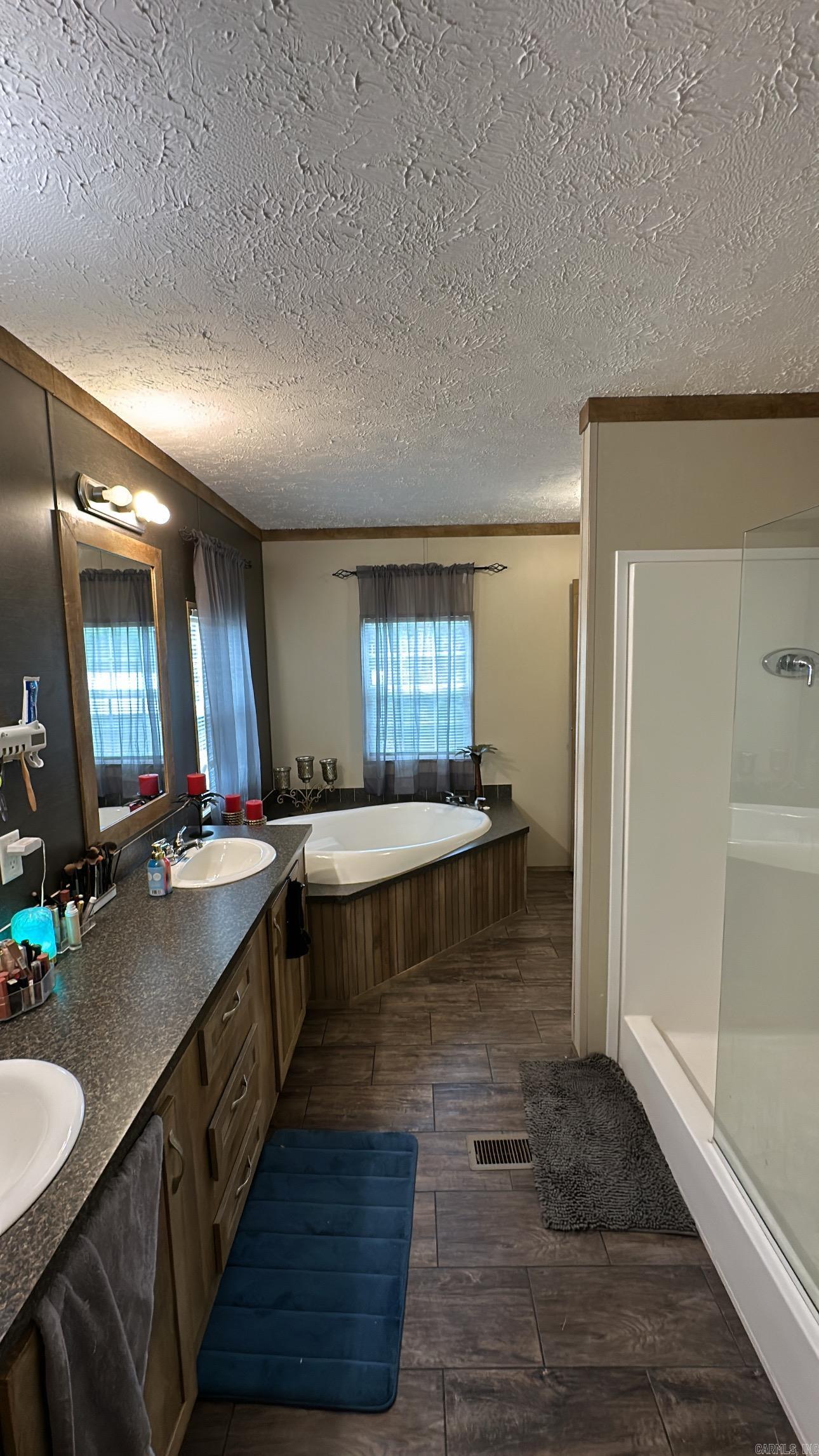 2629  CR 3348  Clarksville, AR