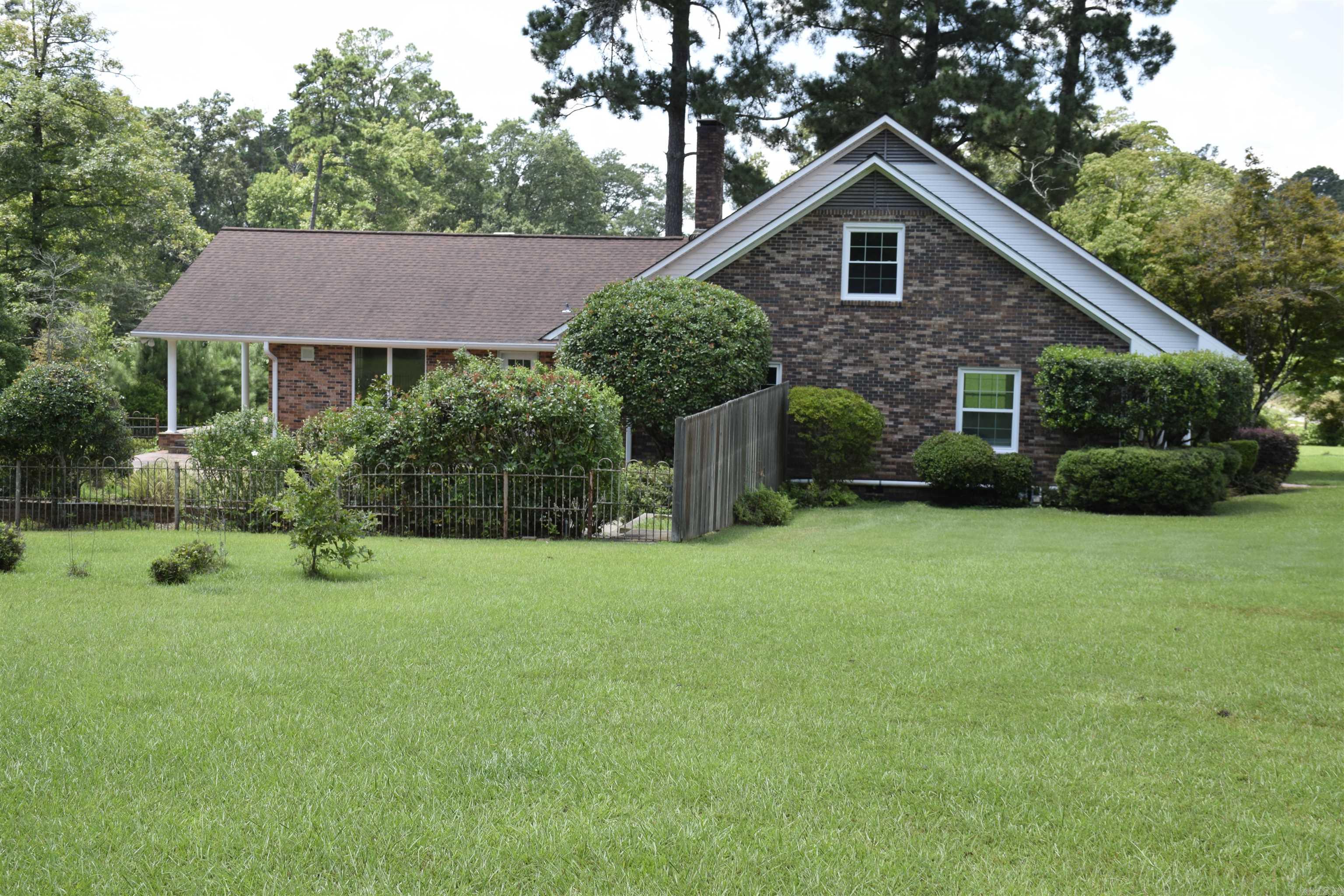1899  Maul Rd  Camden, AR