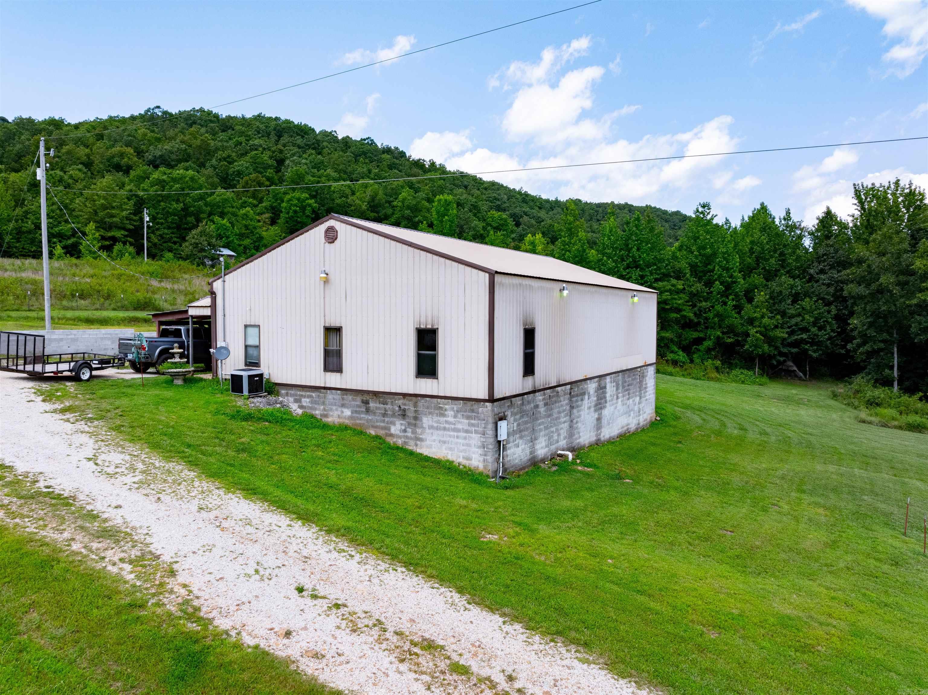 7099  Hwy 9  Mountain View, AR