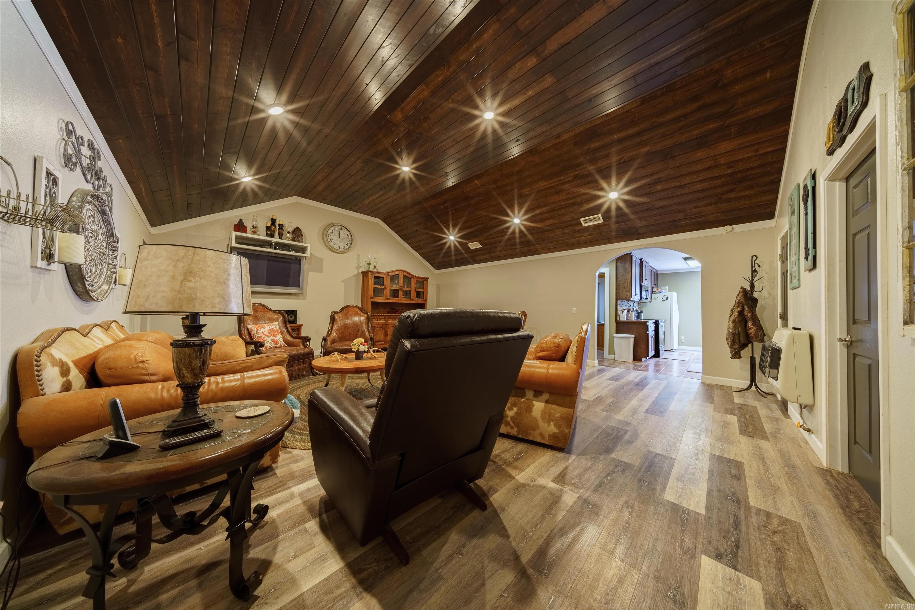 7099  Hwy 9  Mountain View, AR