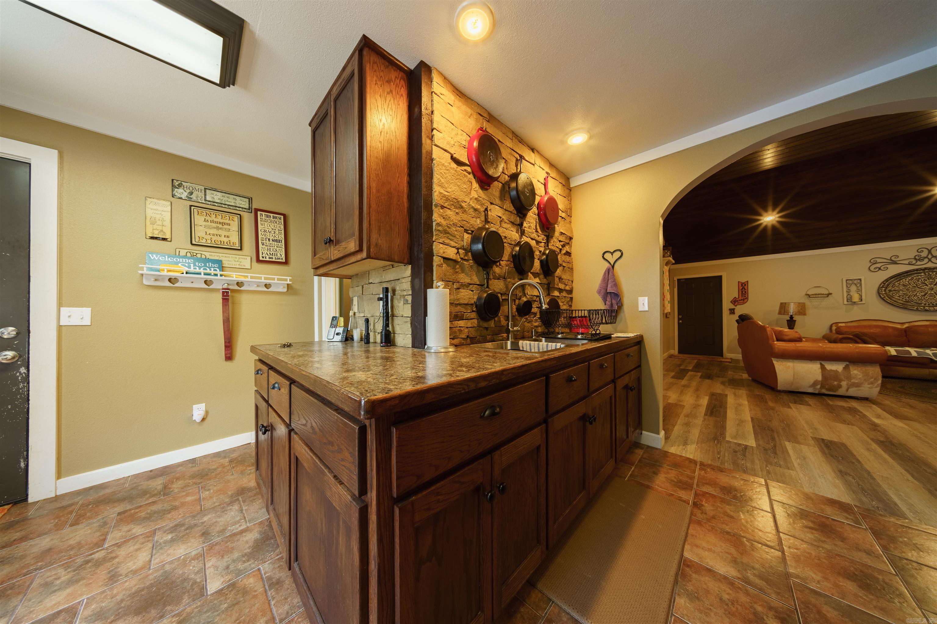 7099  Hwy 9  Mountain View, AR