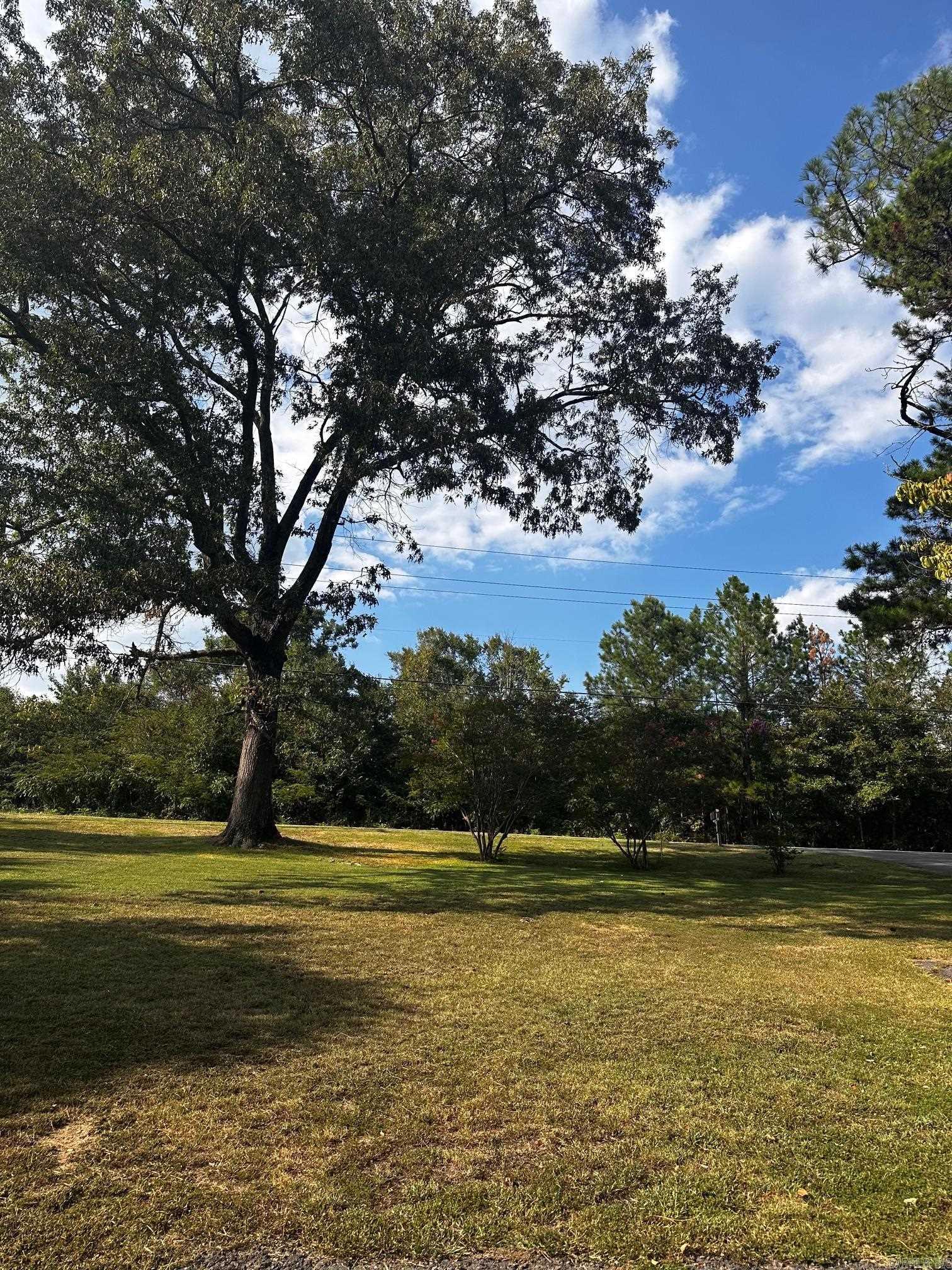 1819  Lakeshore  Hot Springs, AR