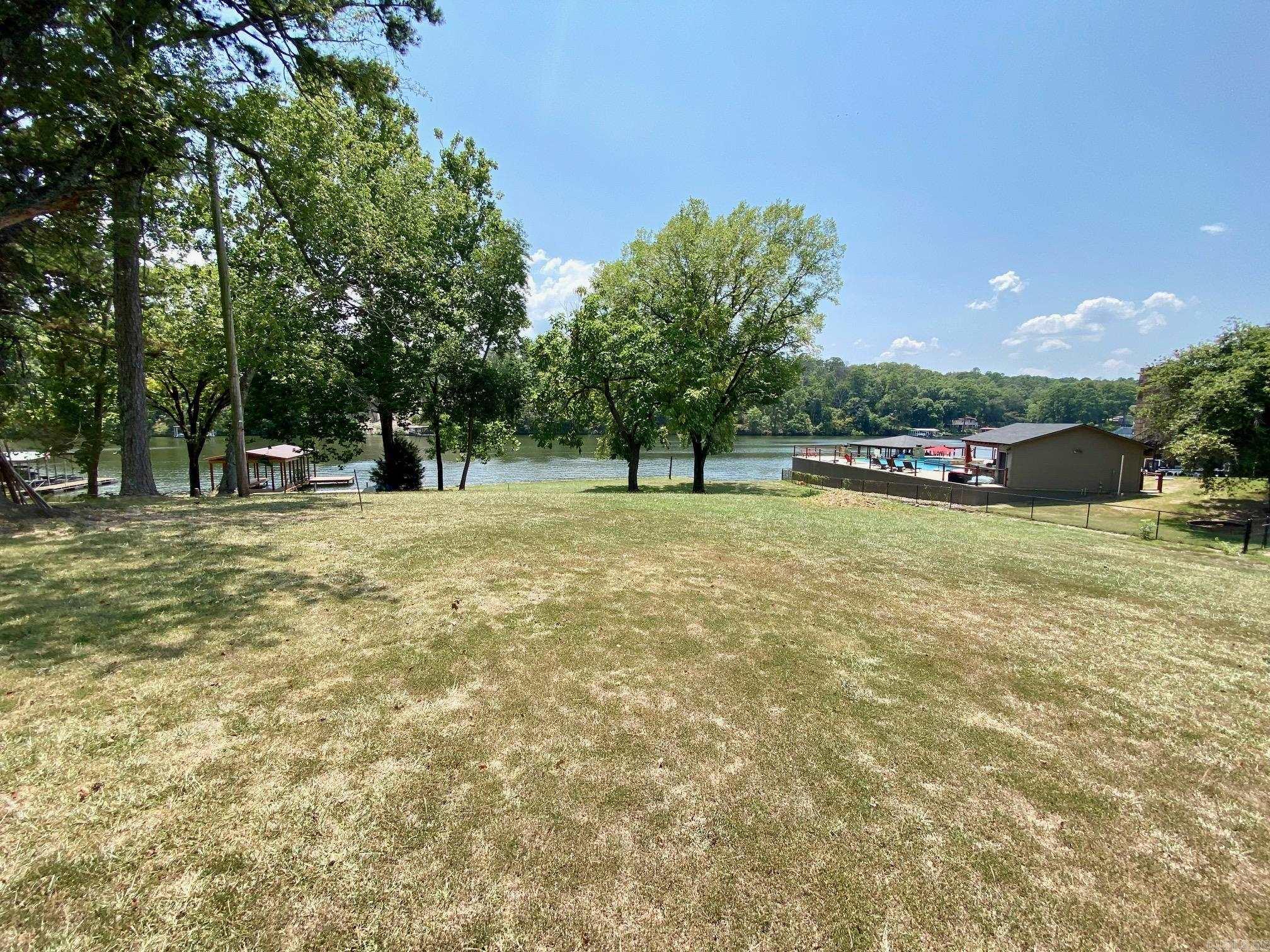 1819  Lakeshore  Hot Springs, AR