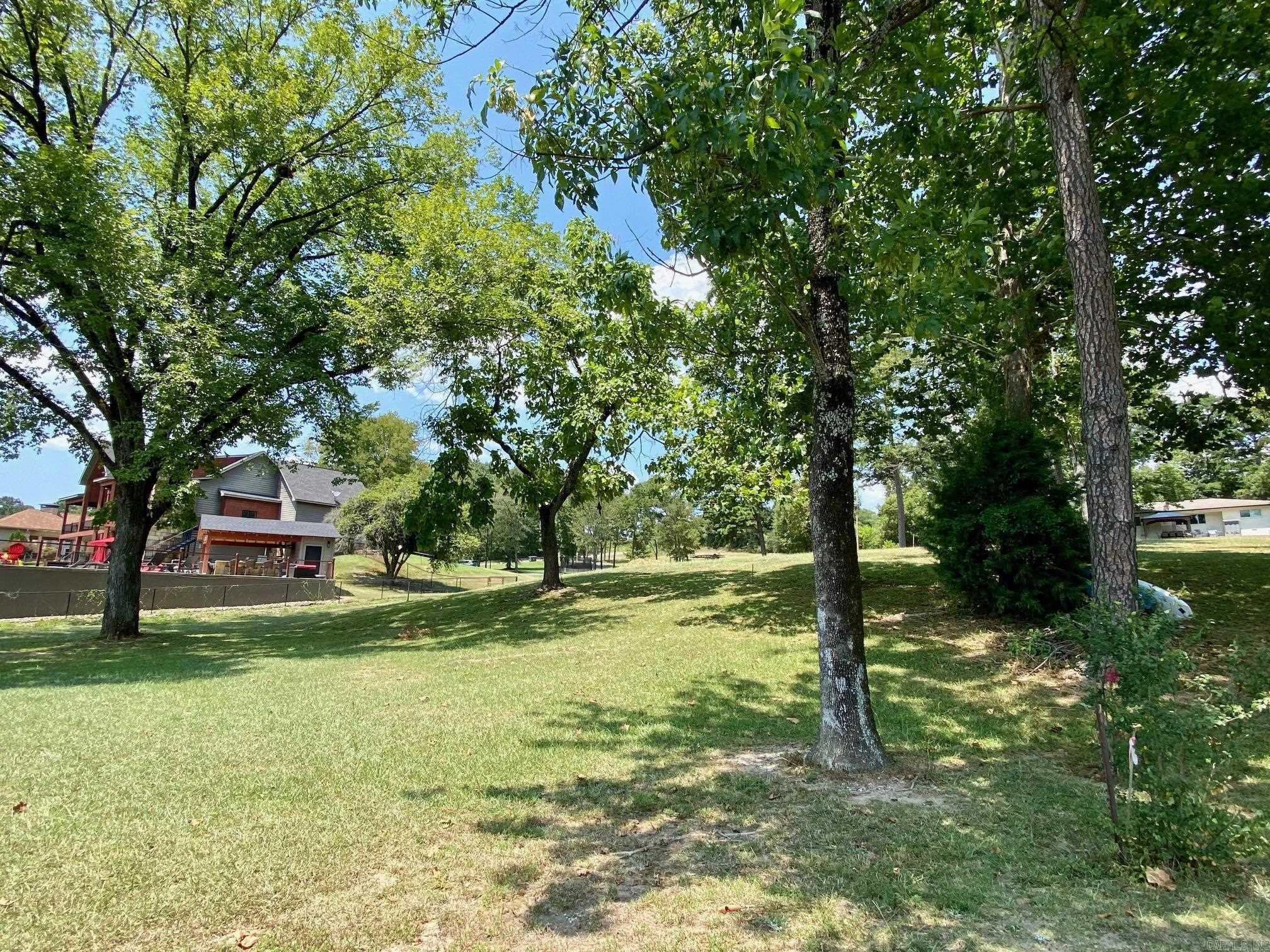1819  Lakeshore  Hot Springs, AR