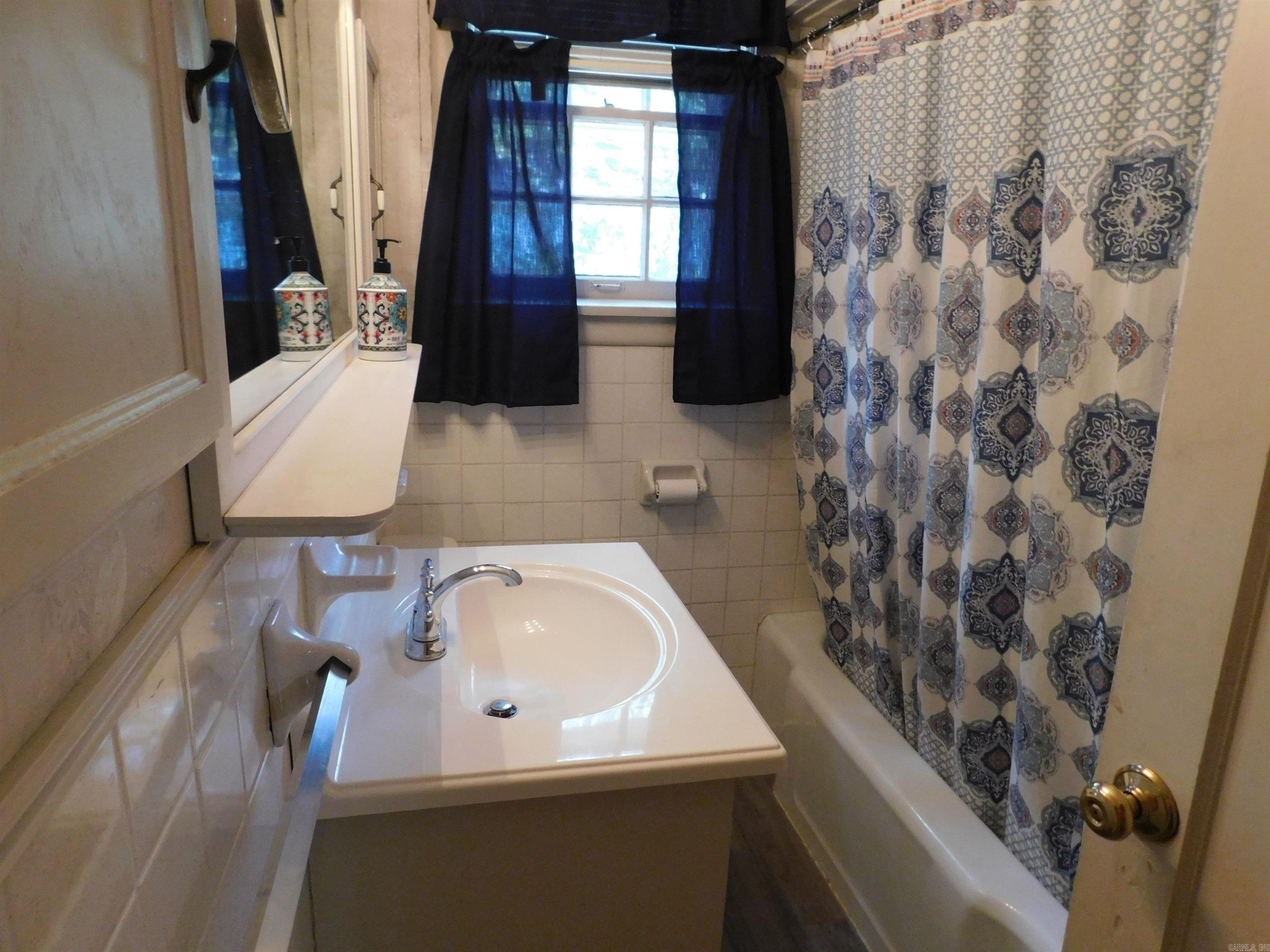 600 W F  North Little Rock, AR